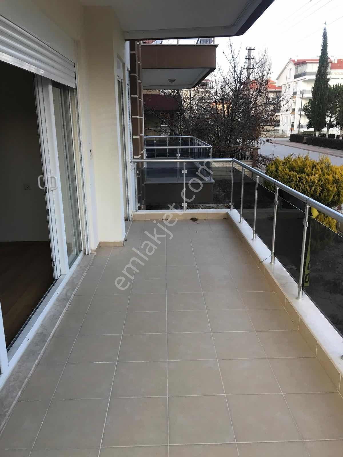 Antalya Korkuteli Merkezde Park Cepheli 2+1 Luks Daire - Görsel 6