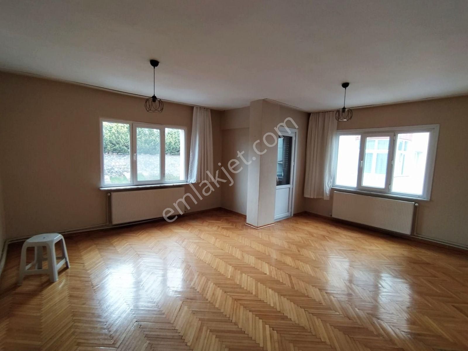 Mertcan Dan Yakacık Meydana Yürüme Arakat 3+1 Balkonlu Kiralık - Görsel 2