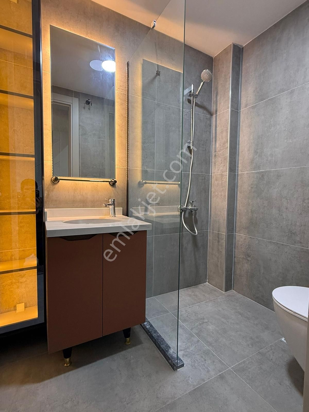 Binyapı'dan Gül Heykeli Yakını , G.odalı,e.banyolu Lüks Daireler - Görsel 18