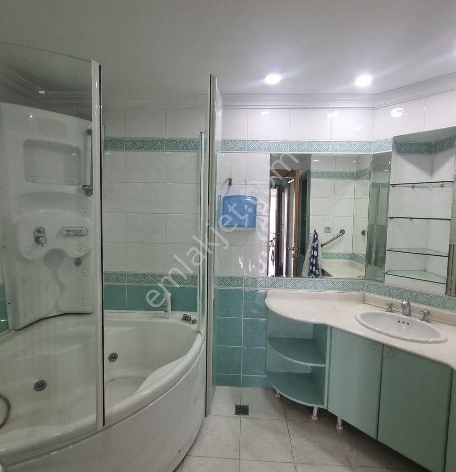 Bahçeşehir Badem 16 Sitesinde Satılık 9+1 Villa - Görsel 13