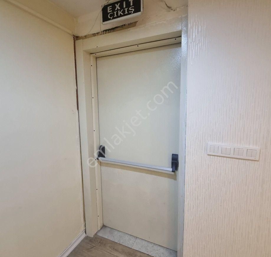 Bahçeşehir Badem 16 Sitesinde Satılık 9+1 Villa - Görsel 24