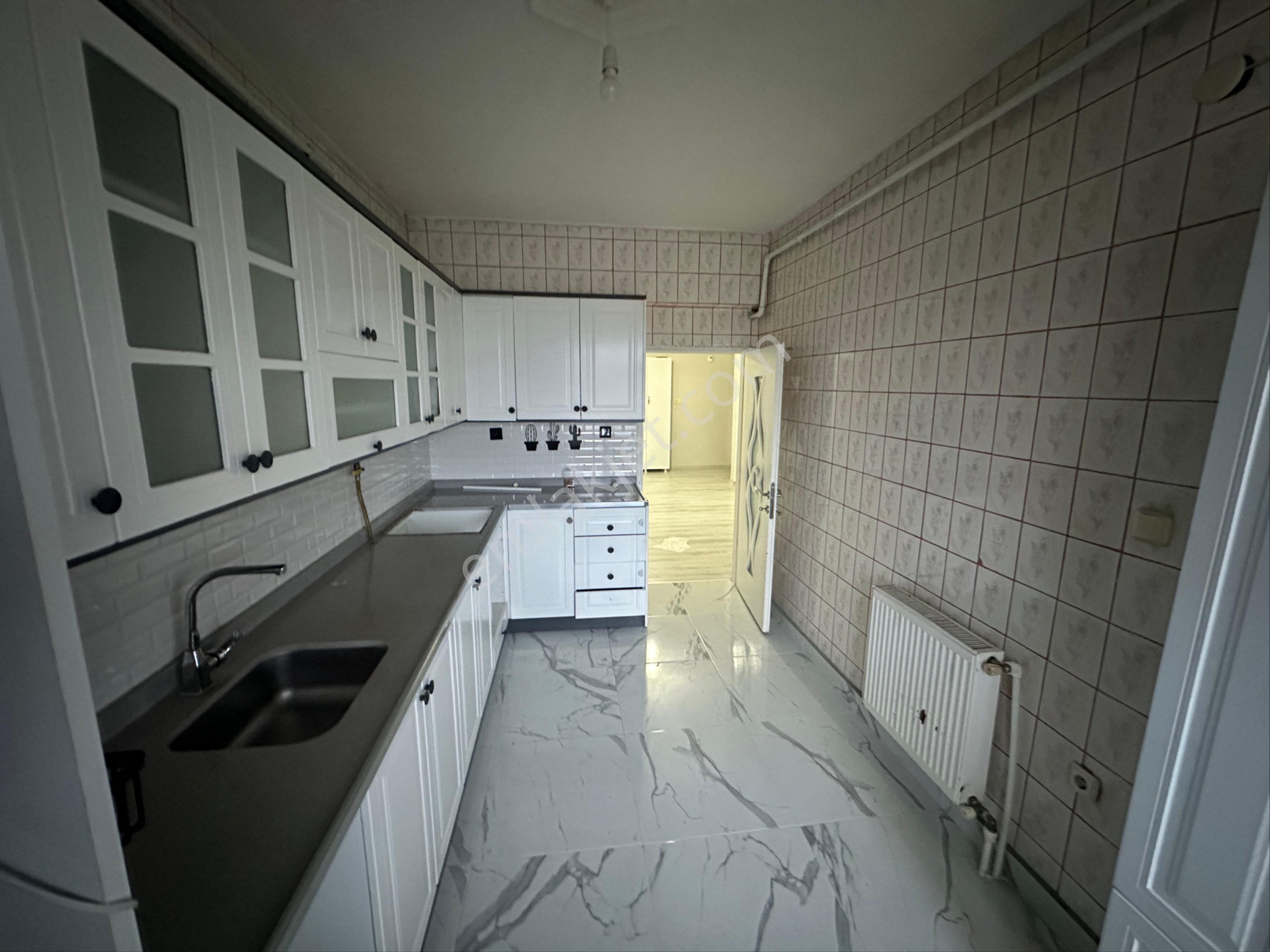 !!!ezd Emlak Merkezi Konumda Kiralık!!! - Görsel 4