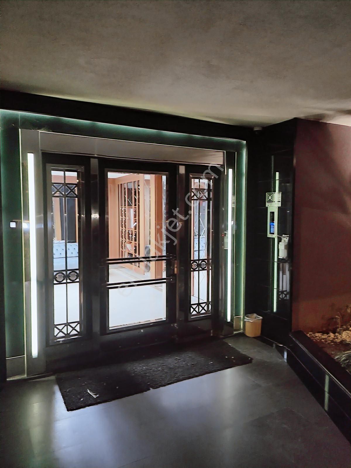 Fenerbahçe Ordu Evi Yanında Deniz Manzaralı 4+1 Kiralık Daire - Görsel 15