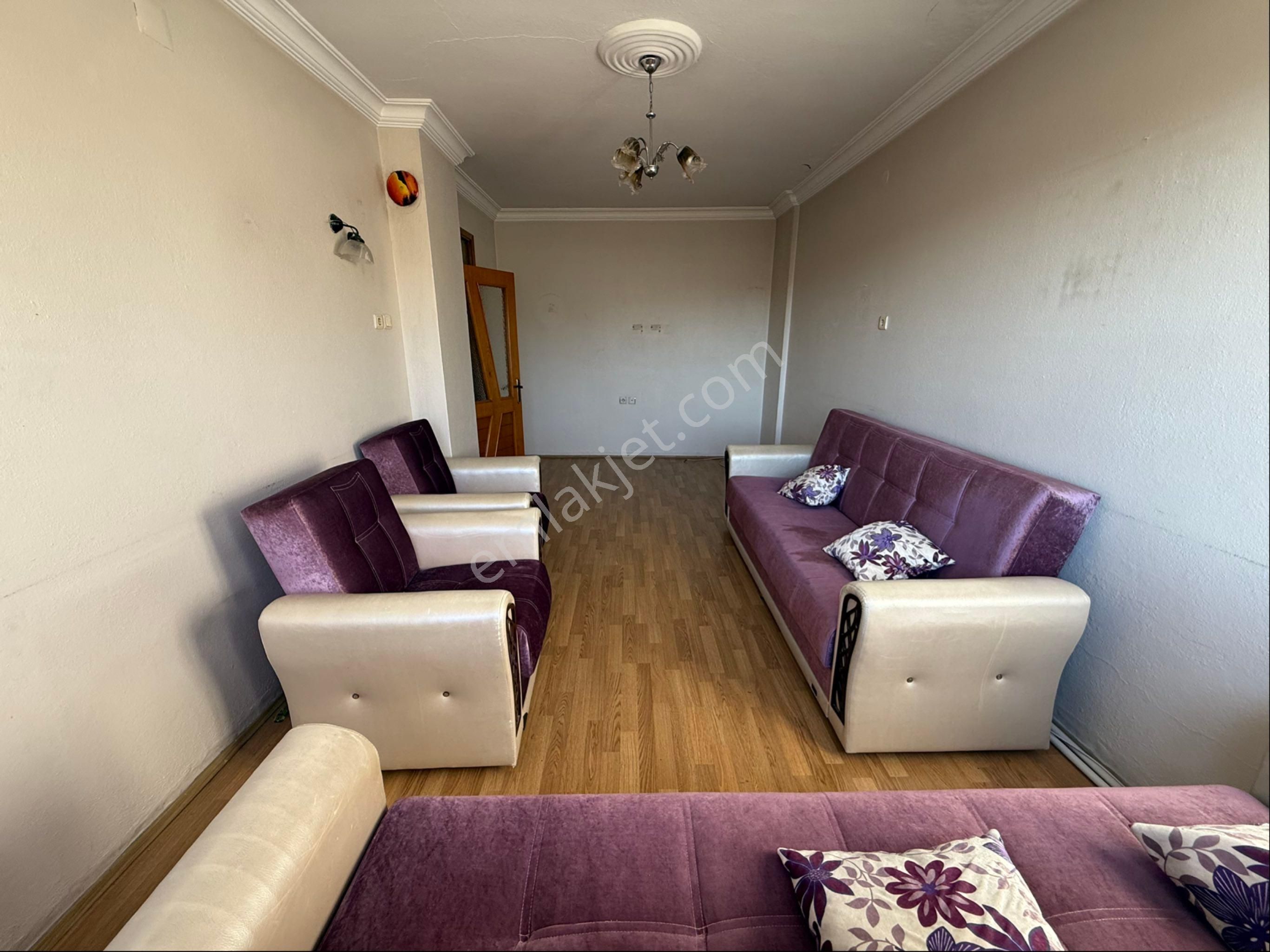 Akhisar Reşatbey’de Satılık Doğalgazlı 3+1 Masrafsız Daire - Görsel 11