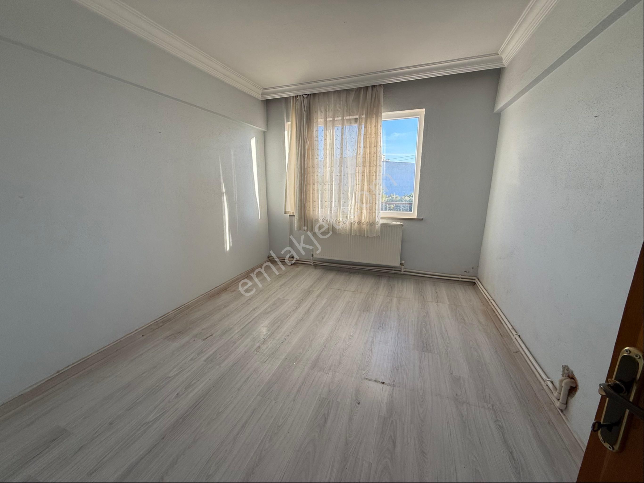 Akhisar Reşatbey’de Satılık Doğalgazlı 3+1 Masrafsız Daire - Görsel 14