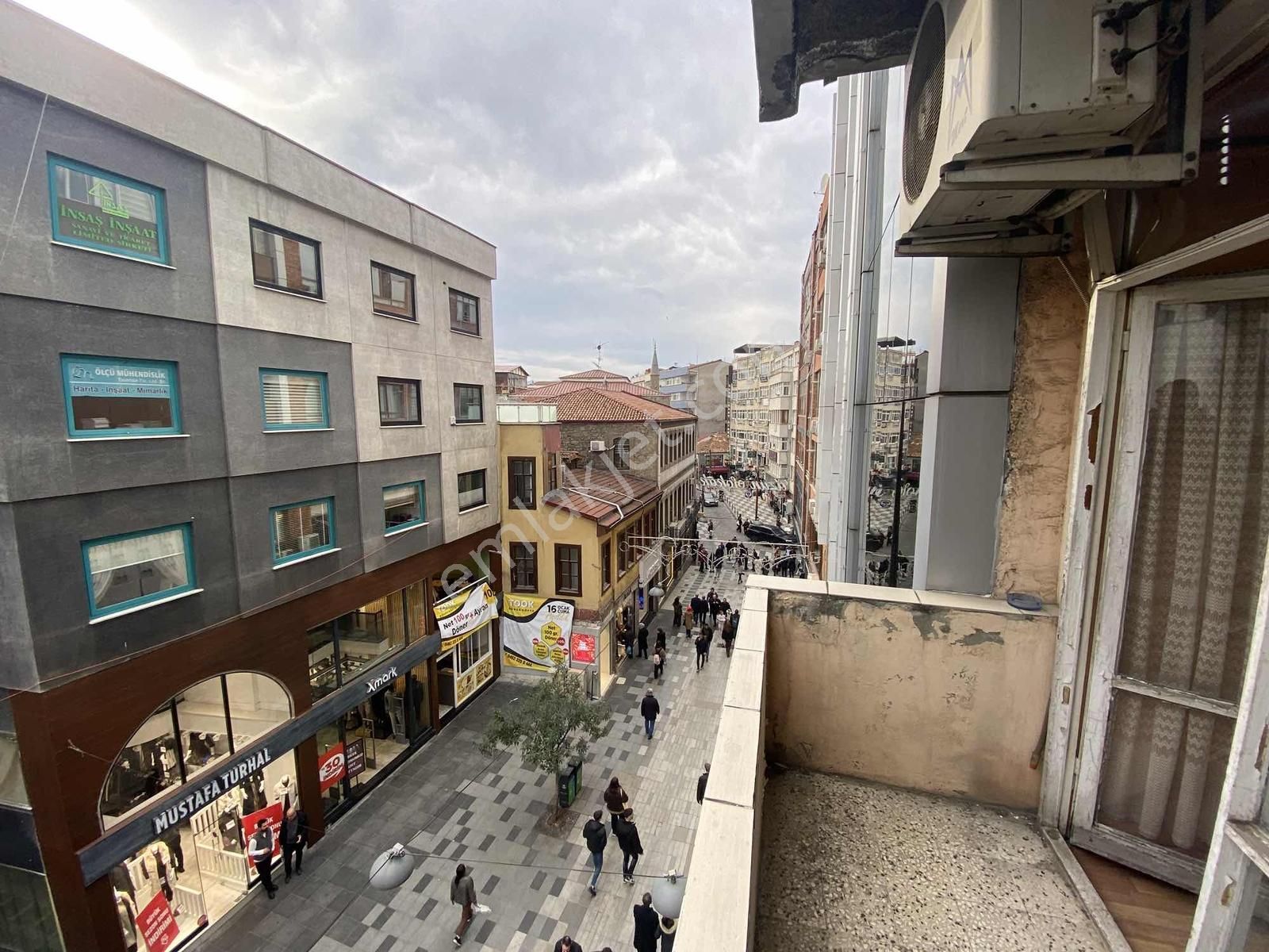 Vip Gayrimenkul'den Meydanda Yatırımlık Fırsat Daire - Görsel 19