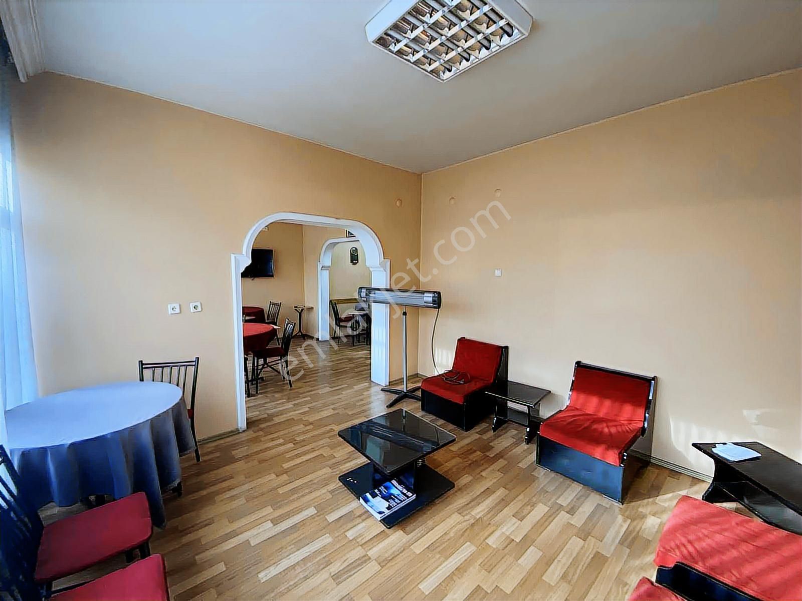 Vip Gayrimenkul'den Meydanda Yatırımlık Fırsat Daire - Görsel 10