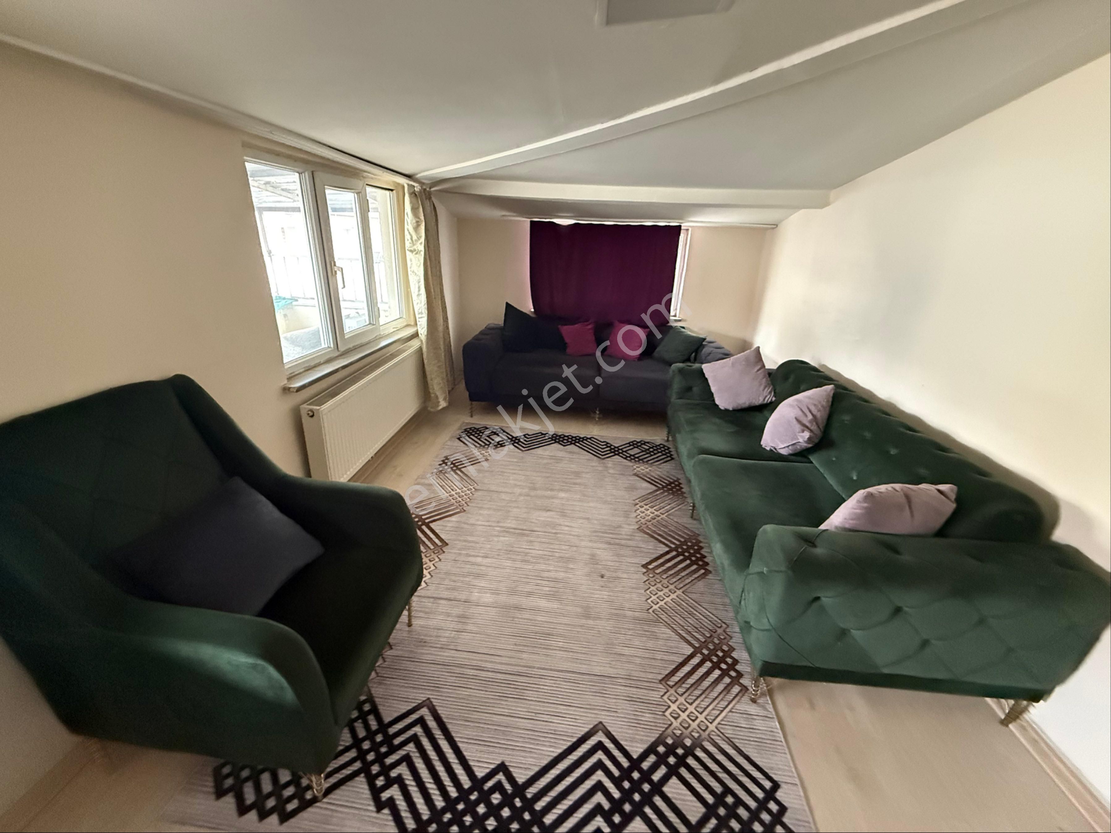 Hürriyet Mahallesinde 2005 Yapım Eşyalı 2+1 Kiralık Daire - Görsel 3