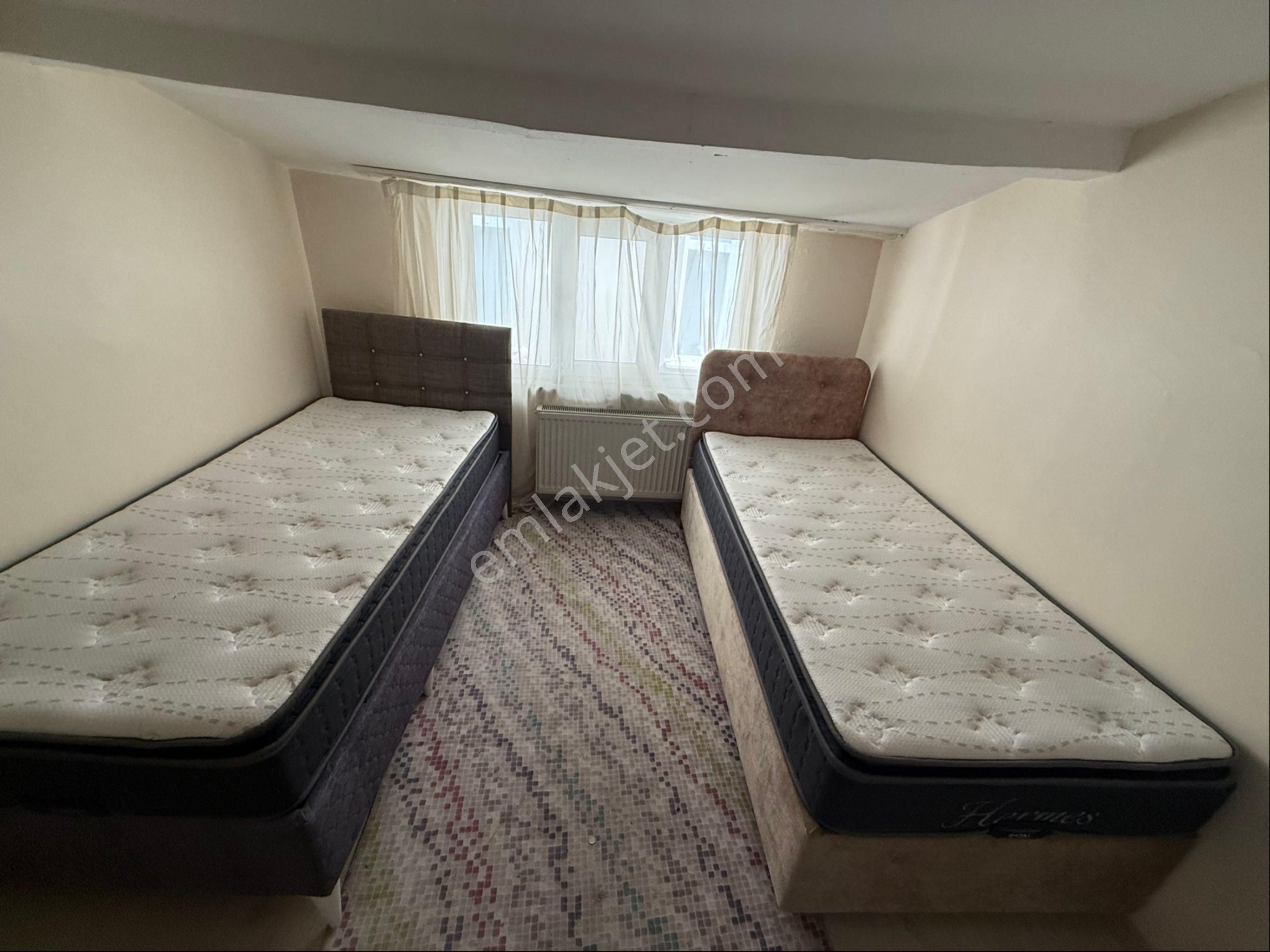 Hürriyet Mahallesinde 2005 Yapım Eşyalı 2+1 Kiralık Daire - Görsel 12