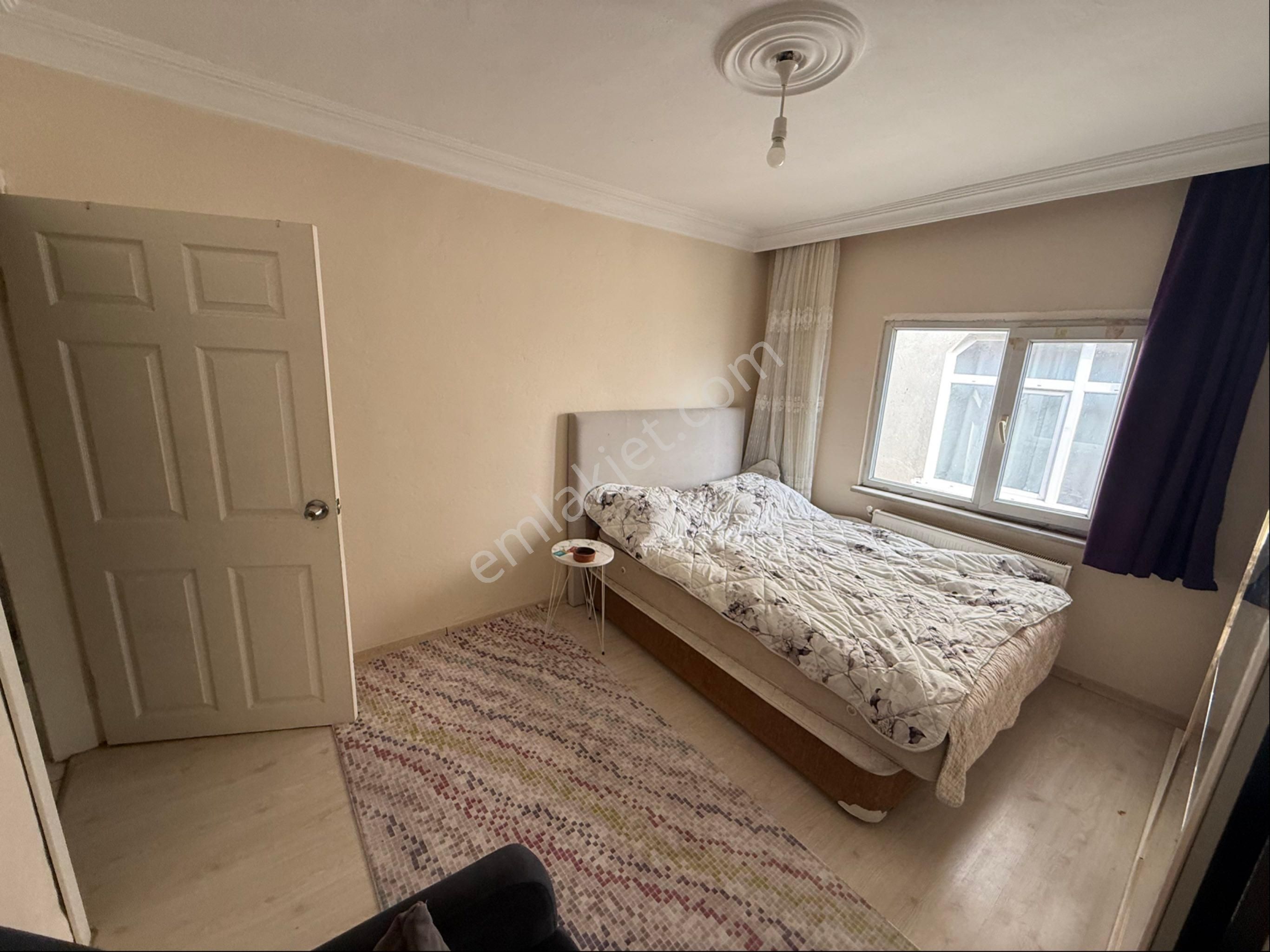 Hürriyet Mahallesinde 2005 Yapım Eşyalı 2+1 Kiralık Daire - Görsel 19