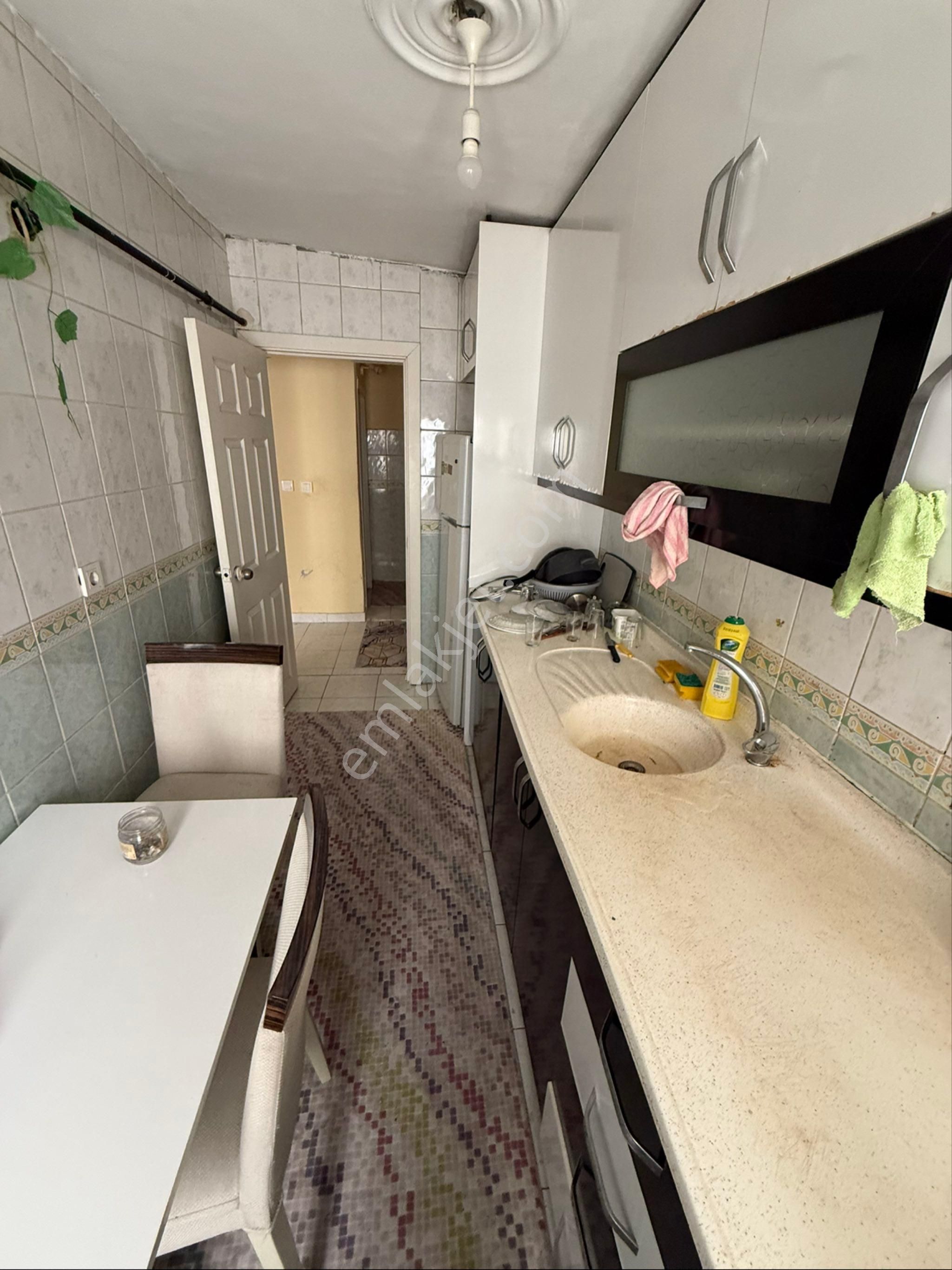 Hürriyet Mahallesinde 2005 Yapım Eşyalı 2+1 Kiralık Daire - Görsel 15