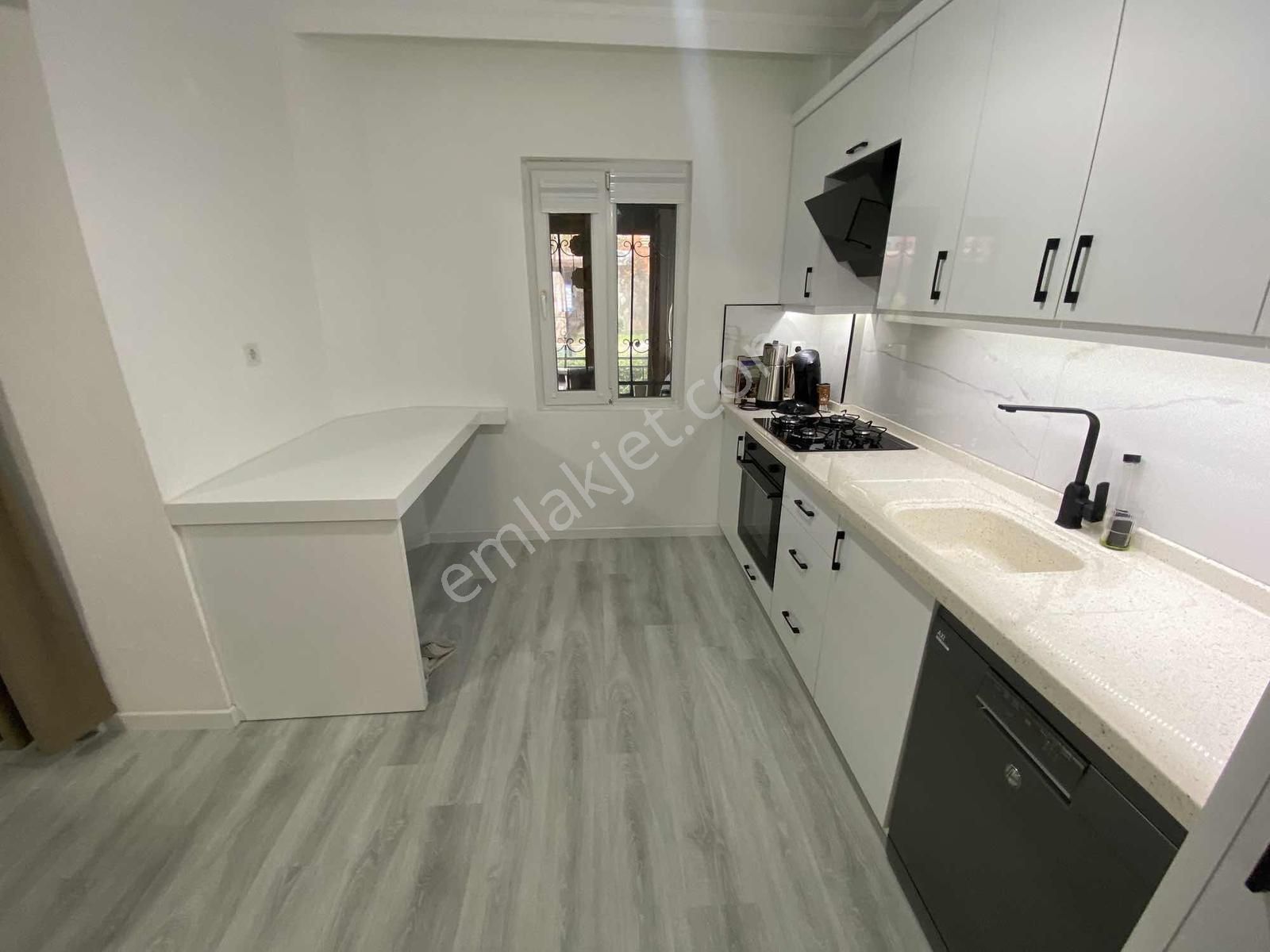 Dağlı Gayrimenkul'den 3+1 Havuzlu Site İçi Fırsat Villa - Görsel 31