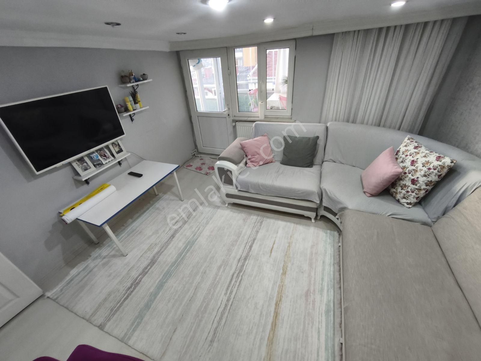 Eyüpsultan Çırçır Uludağ Caddesinde Satılık 2+1 Teras Kat Daire - Görsel 11