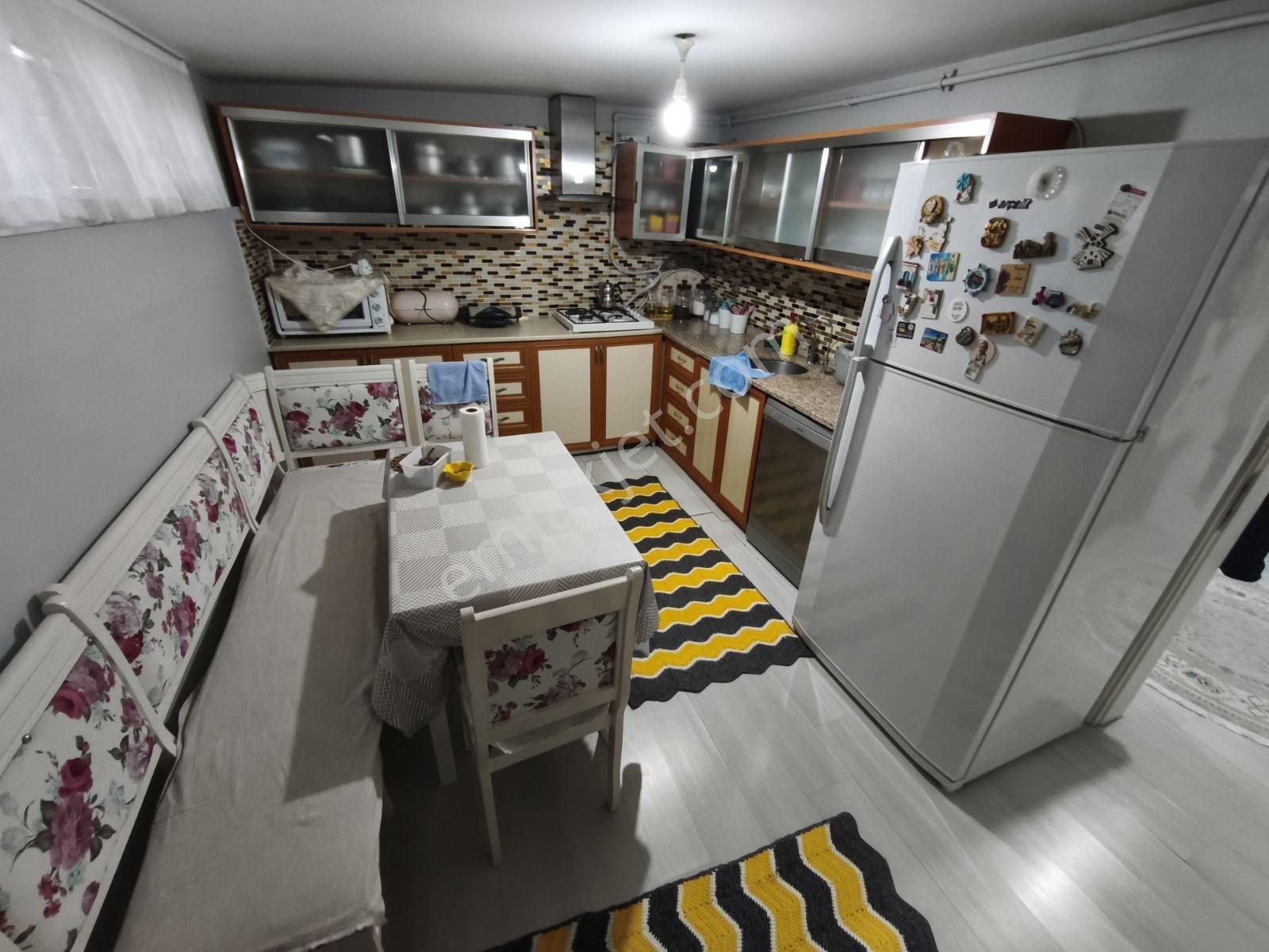 Eyüpsultan Çırçır Uludağ Caddesinde Satılık 2+1 Teras Kat Daire - Görsel 5