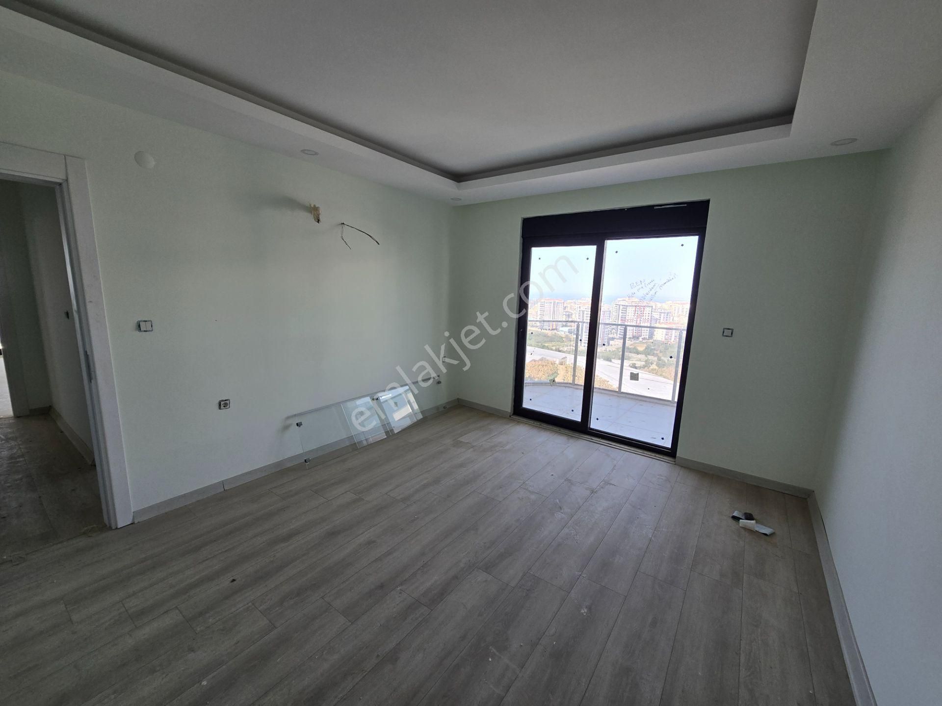 Mahmutlarda Kiralık 4+1 Dublex Deniz Manzaralı - Görsel 4