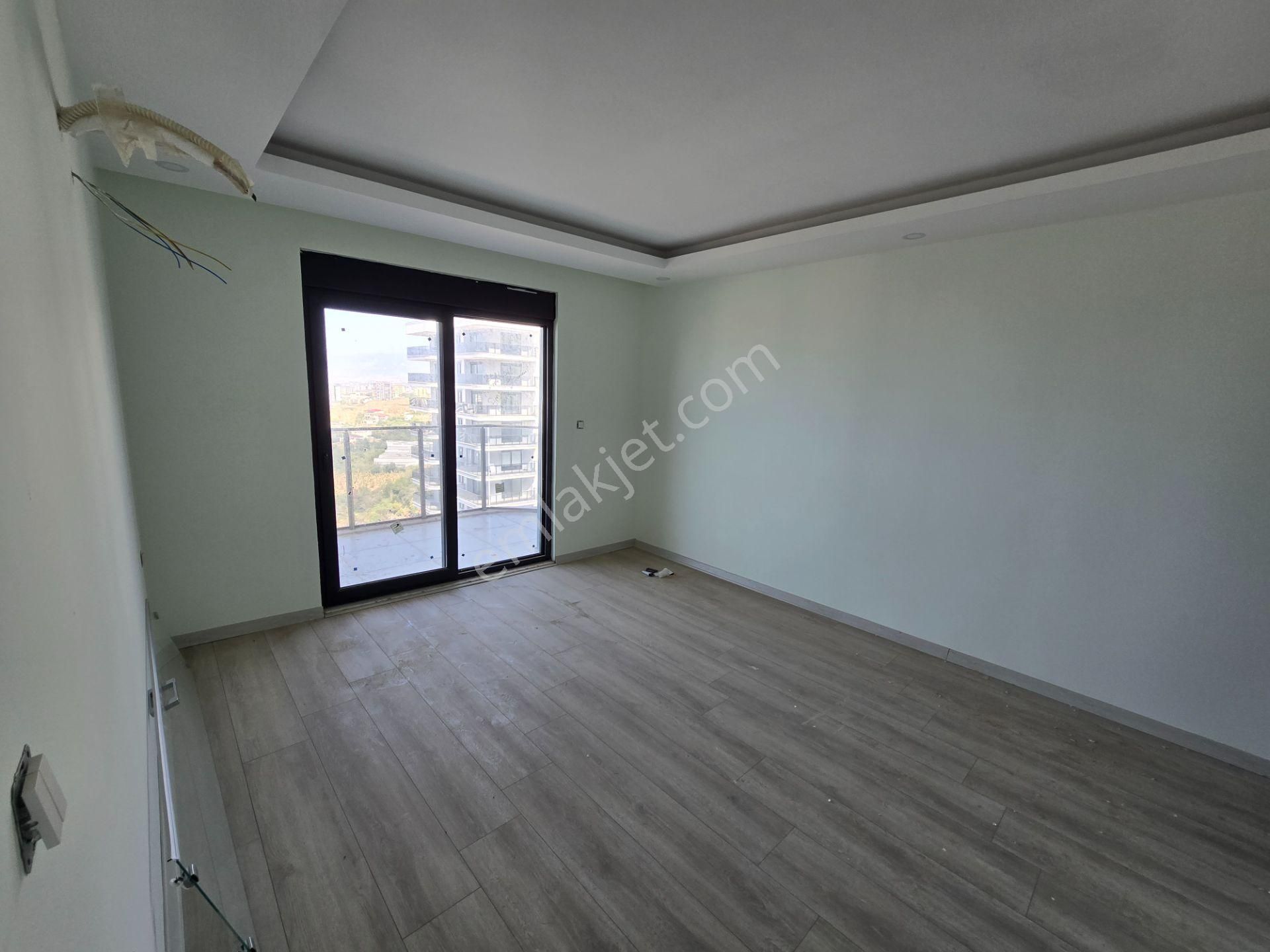 Mahmutlarda Kiralık 4+1 Dublex Deniz Manzaralı - Görsel 2