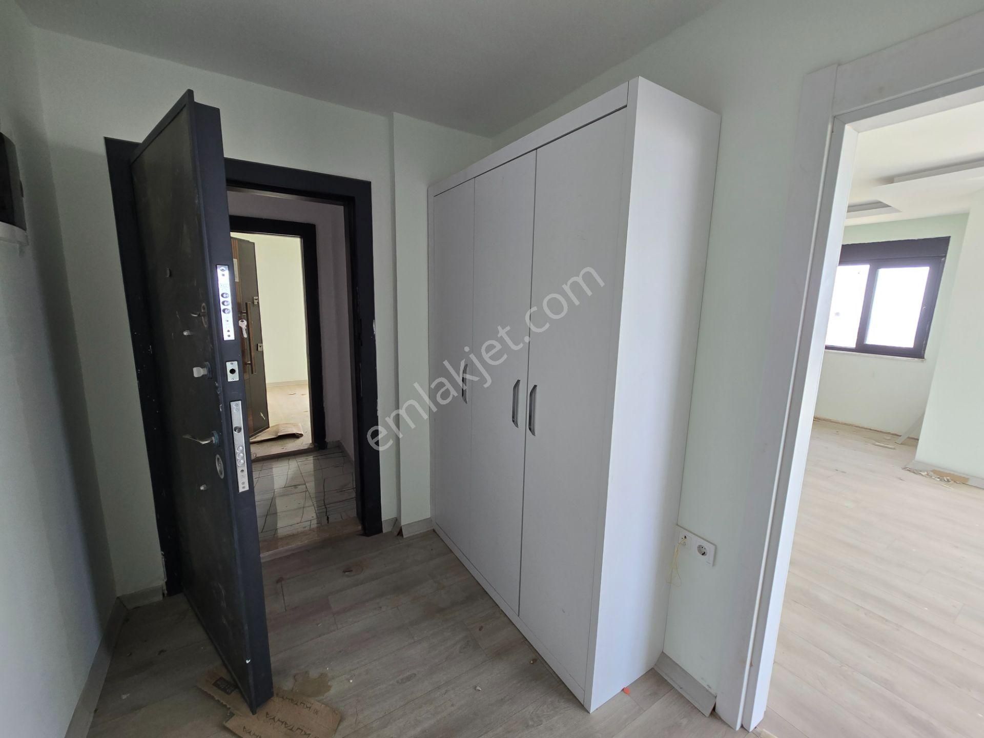 Mahmutlarda Kiralık 4+1 Dublex Deniz Manzaralı - Görsel 7