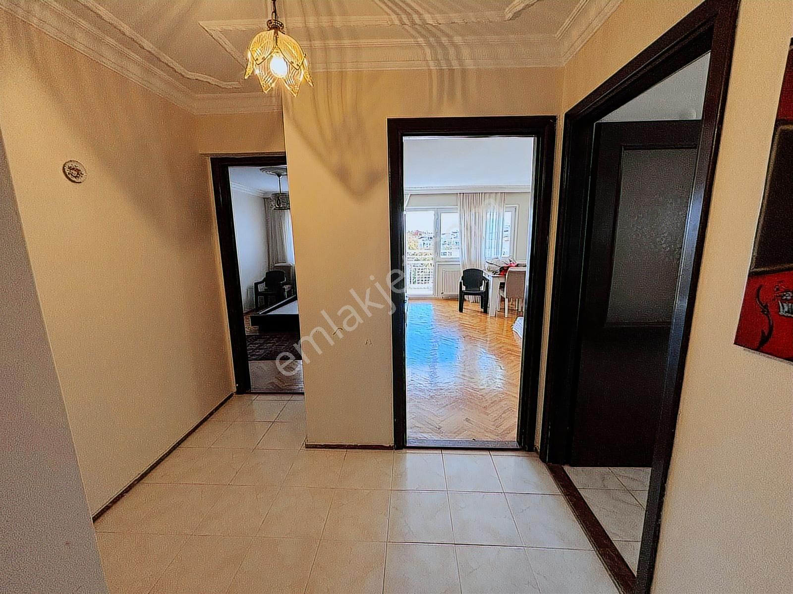 Nergis Çarşı'da Kavşak Noktasında 3+1 - Görsel 10