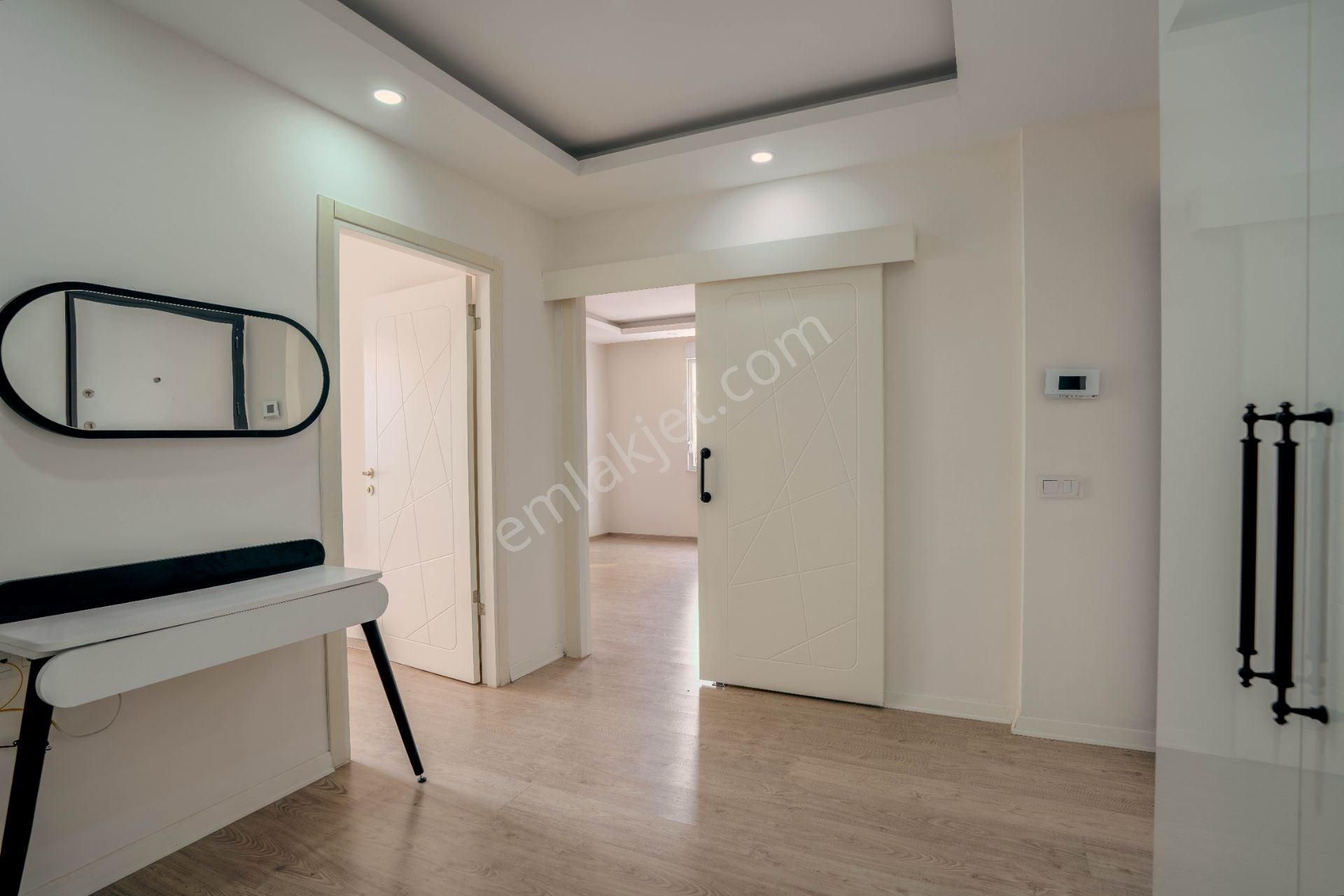 Kepez'de Yatırım Ve Oturum İçin Uygun 2+1 Satılık Fırsat Daire