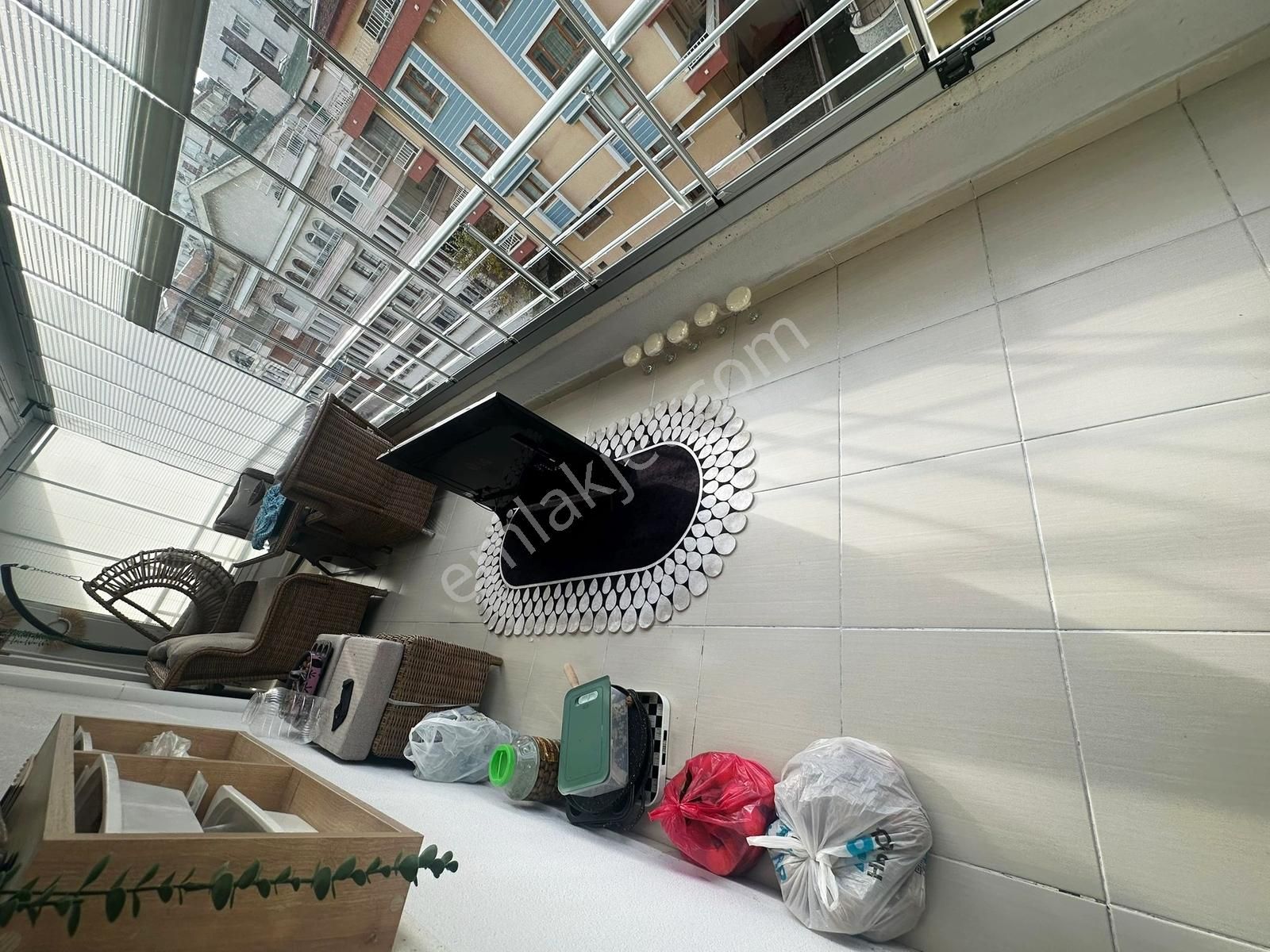 Fırsat Dairesi Site İçi Yüksek Katta Full + Full Yapılı Geniş M2 - Görsel 6