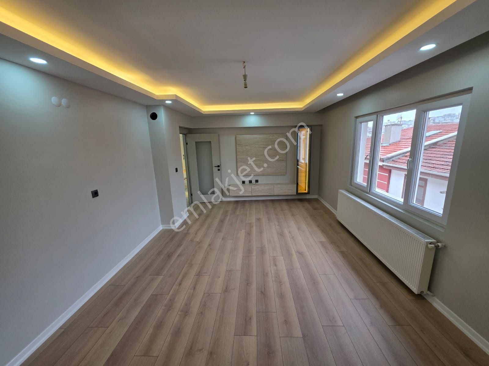 Etimesgut İstasyon Mahallesinde 3+1 Geniş Full Yapılı Lüx Daire - Görsel 10