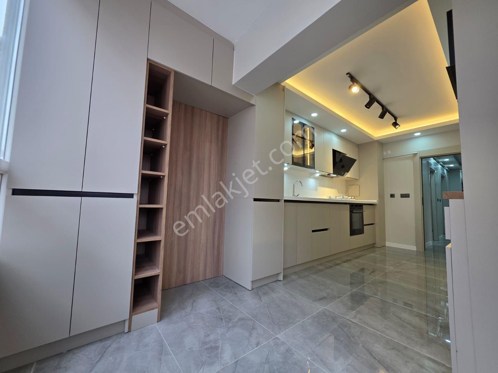 Etimesgut İstasyon Mahallesinde 3+1 Geniş Full Yapılı Lüx Daire - Görsel 5
