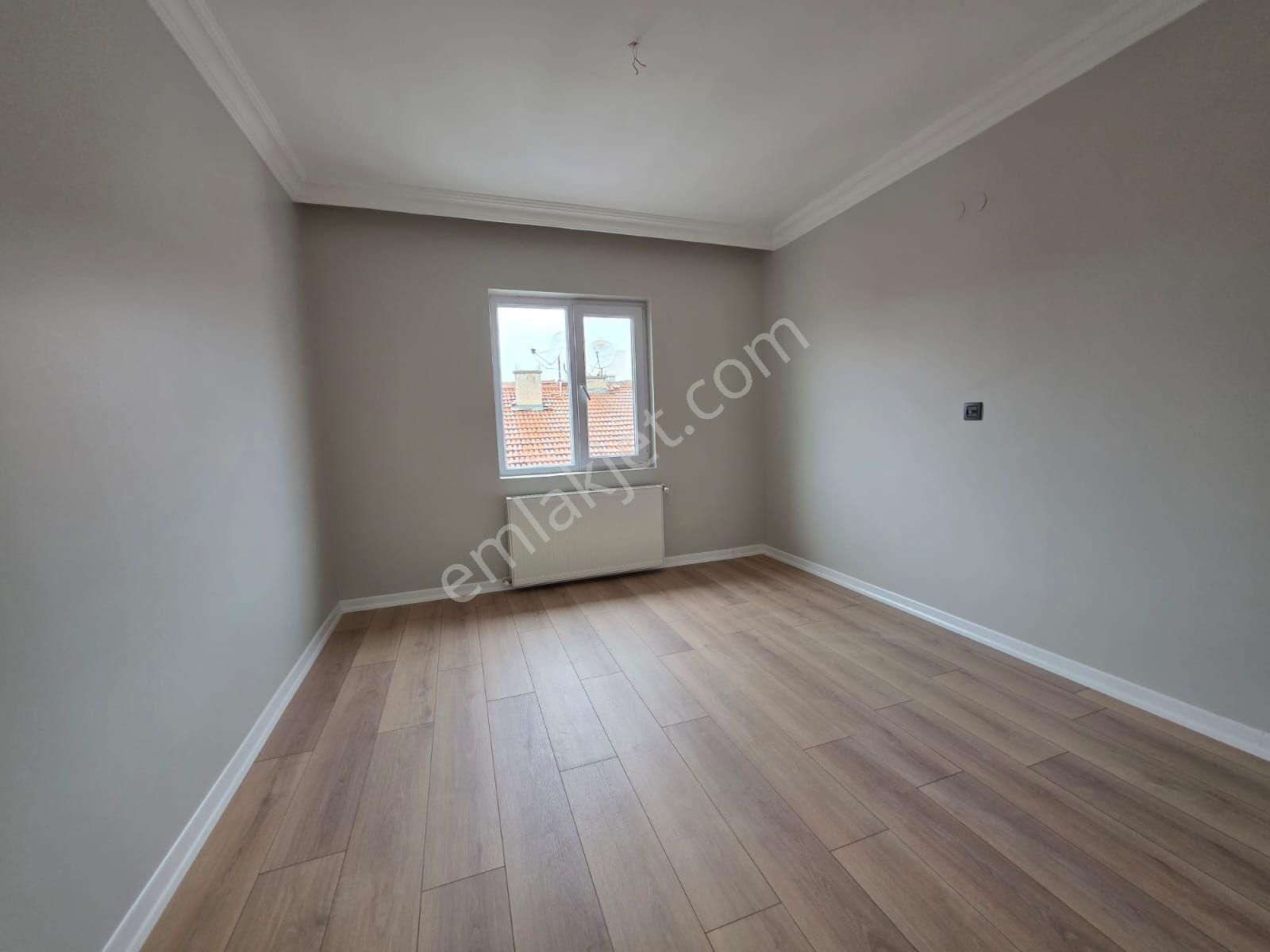 Etimesgut İstasyon Mahallesinde 3+1 Geniş Full Yapılı Lüx Daire - Görsel 20