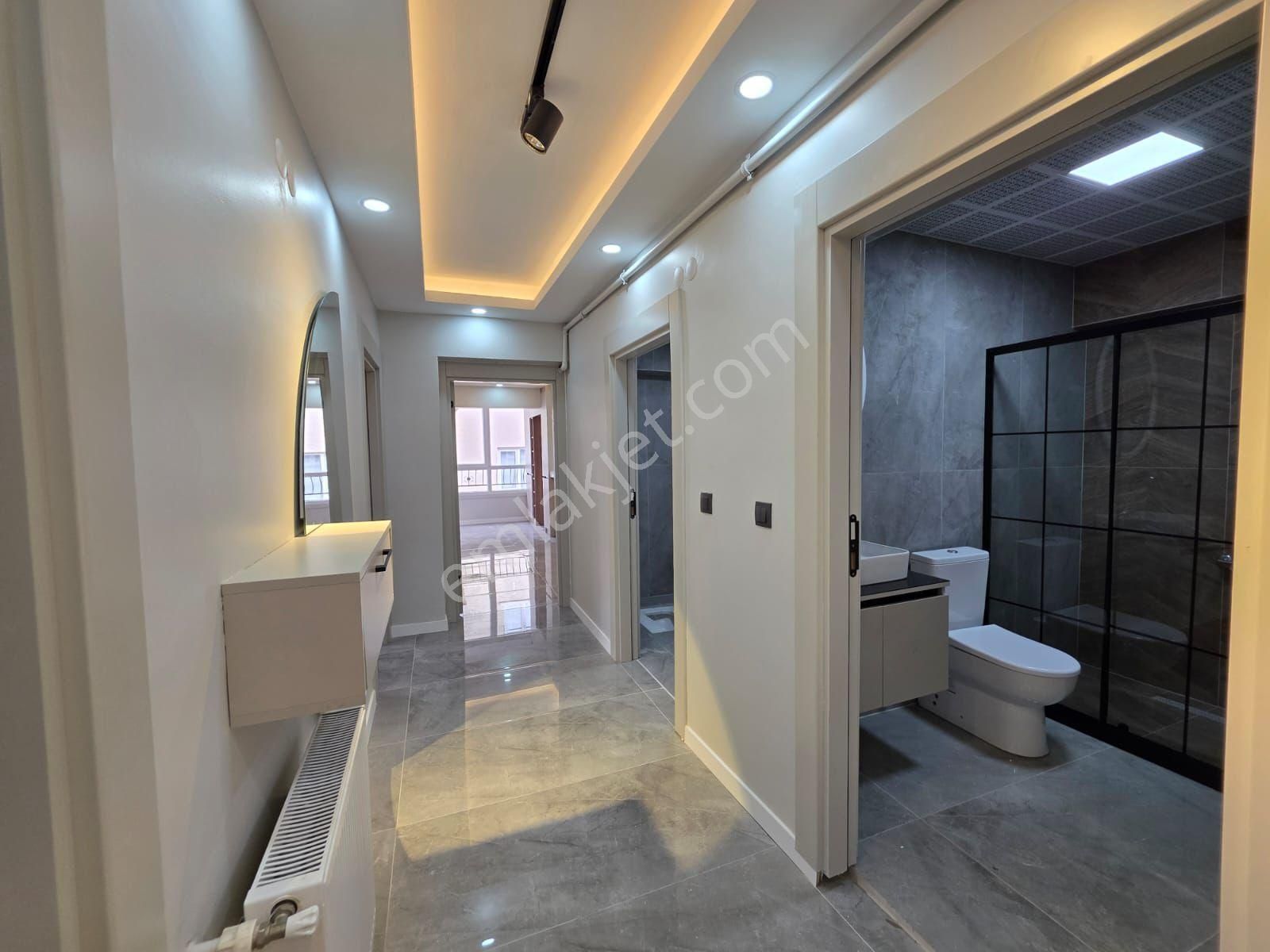 Etimesgut İstasyon Mahallesinde 3+1 Geniş Full Yapılı Lüx Daire - Görsel 28