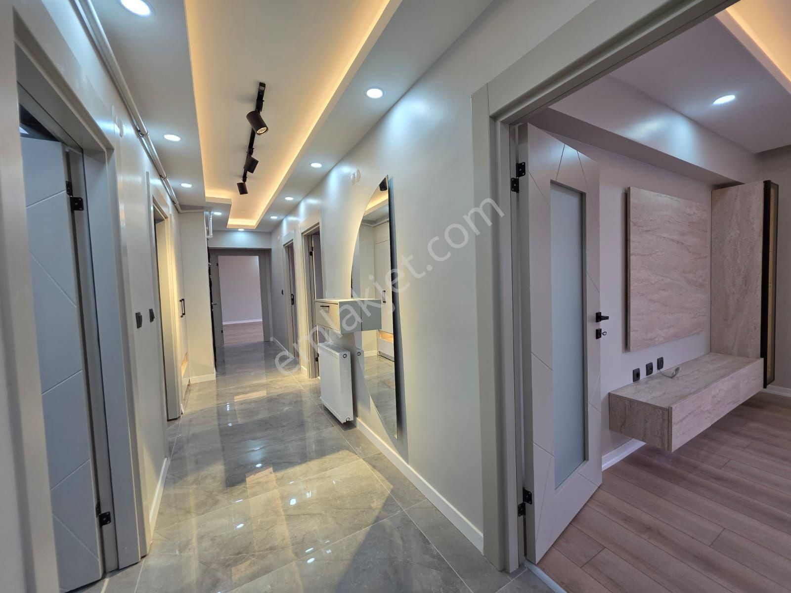 Etimesgut İstasyon Mahallesinde 3+1 Geniş Full Yapılı Lüx Daire - Görsel 29