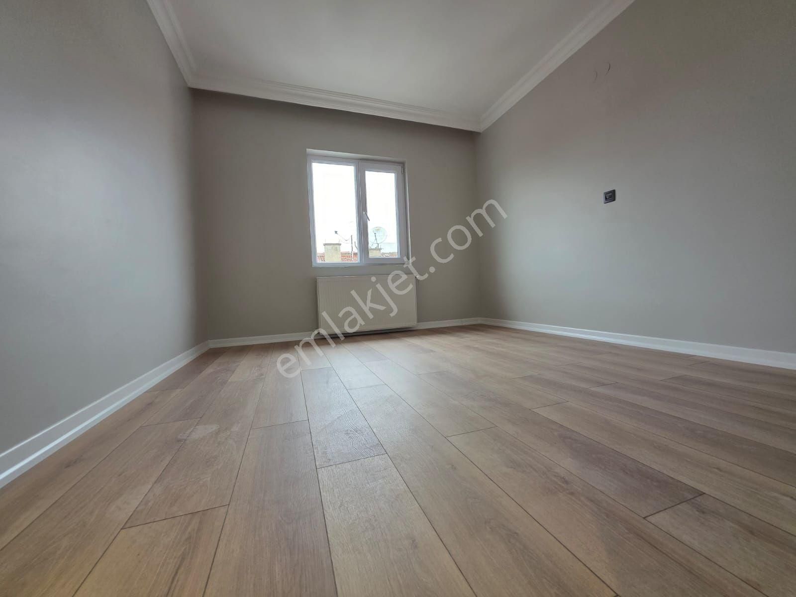 Etimesgut İstasyon Mahallesinde 3+1 Geniş Full Yapılı Lüx Daire - Görsel 21