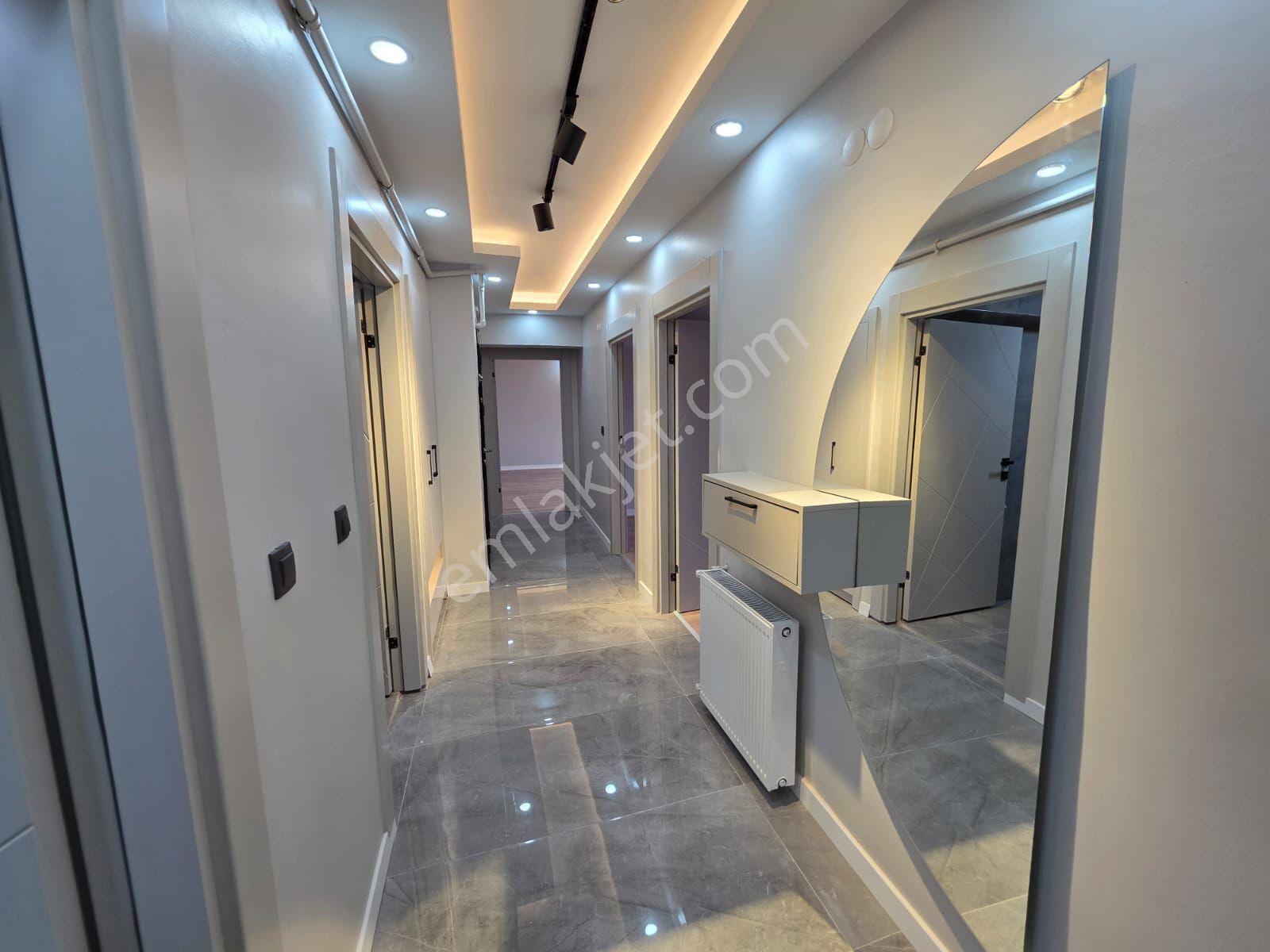 Etimesgut İstasyon Mahallesinde 3+1 Geniş Full Yapılı Lüx Daire - Görsel 31