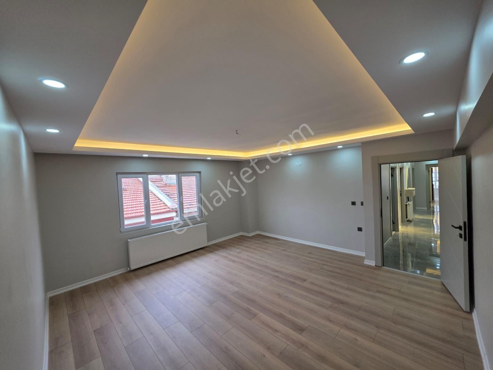 Etimesgut İstasyon Mahallesinde 3+1 Geniş Full Yapılı Lüx Daire - Görsel 15