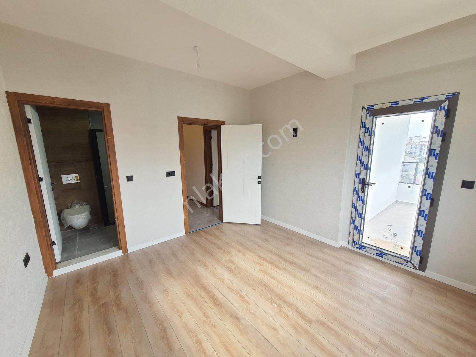 Torbalı'da Modern Ve Estetik Detaylı Lüks Satılık 3+1 Daire - Görsel 20