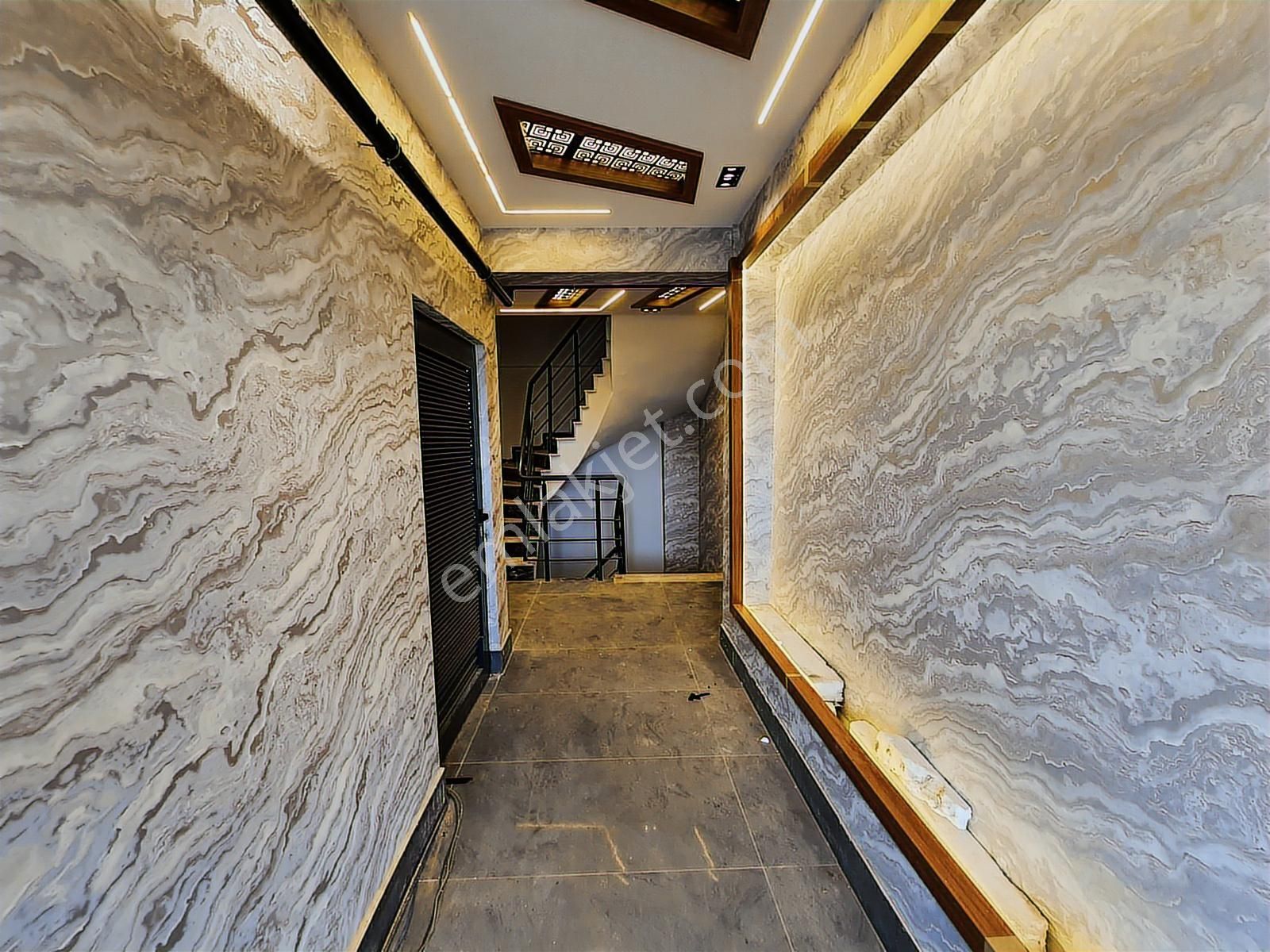 Torbalı'da Modern Ve Estetik Detaylı Lüks Satılık 3+1 Daire - Görsel 7