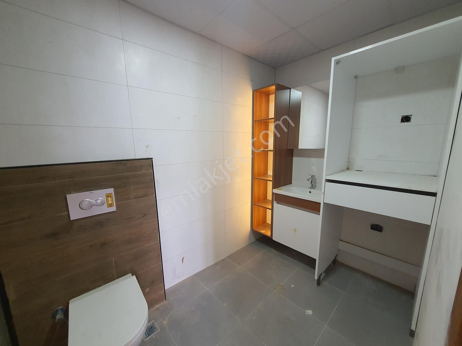 Torbalı'da Modern Ve Estetik Detaylı Lüks Satılık 3+1 Daire - Görsel 34