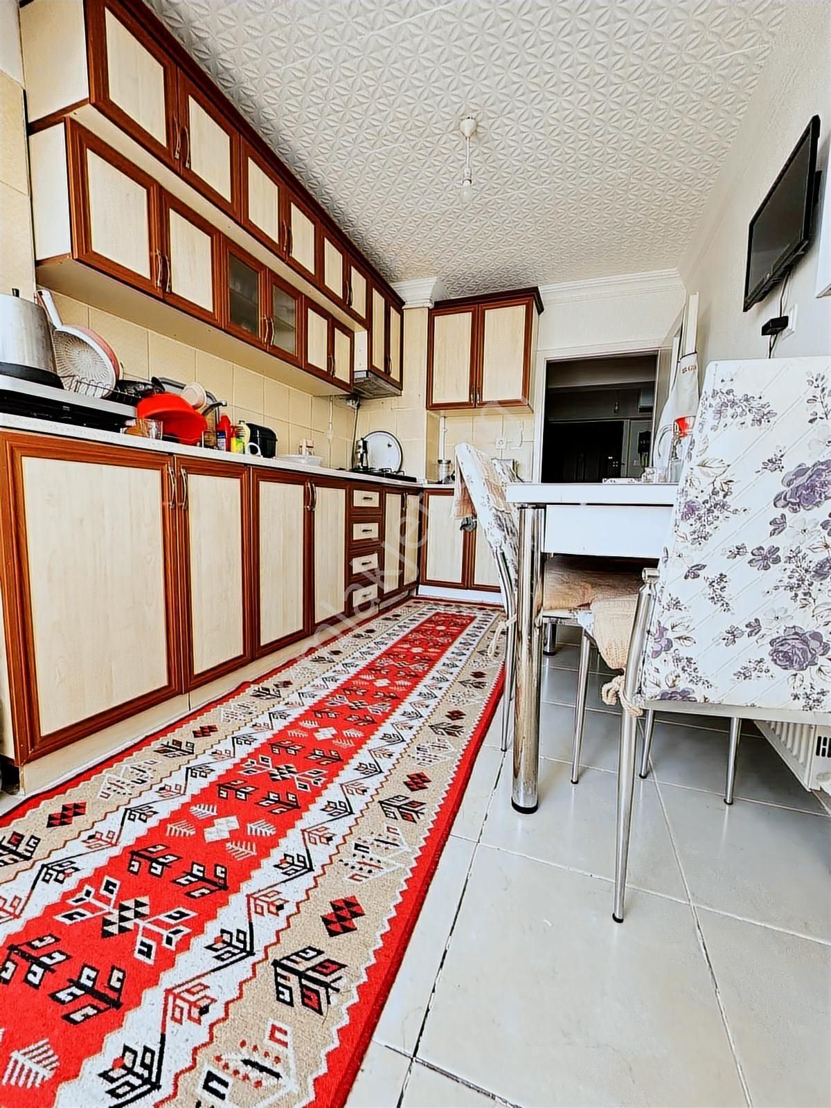 Ulukan'dan Plevne Mah'de Ara Katta Bağımsız 3+1 Satılık Daire - Görsel 13