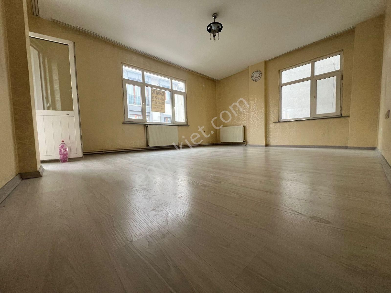 Sancaktepe Meclis Mahallesi'nde 3+1 Kiralık Daire - Görsel 4