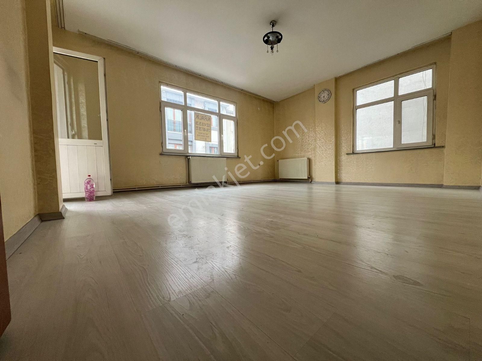 Sancaktepe Meclis Mahallesi'nde 3+1 Kiralık Daire - Görsel 5