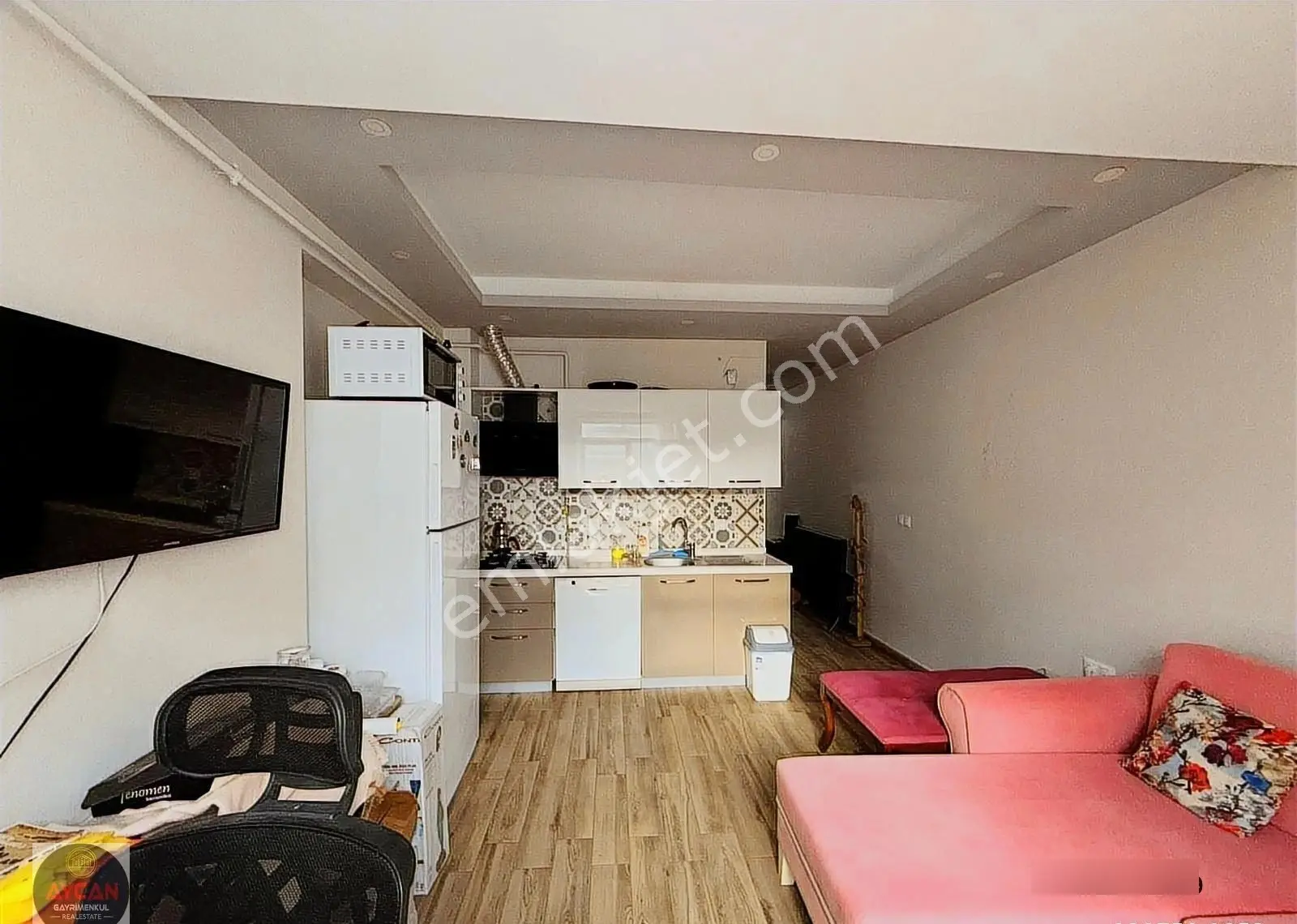 Aycan Gayrimenkulden Atatürk Caddesi Üzeri 1+1 Satılık Ofis - Görsel 3