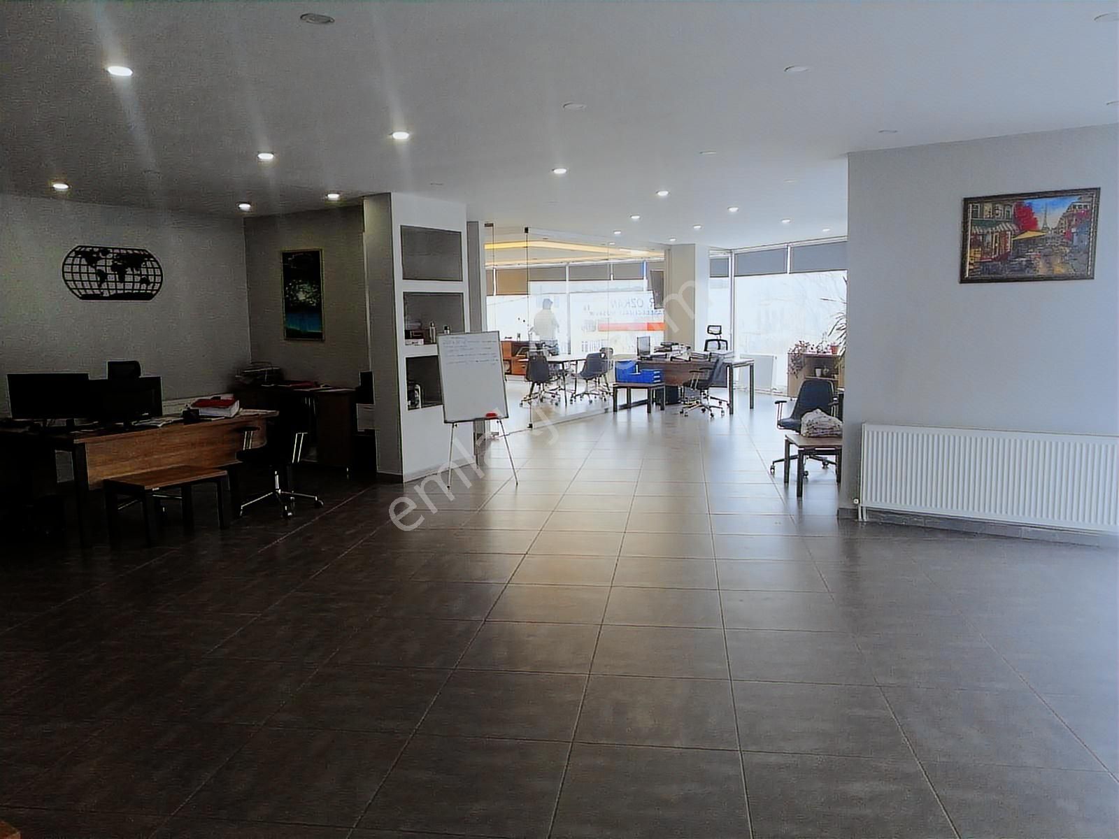 Yakupluda Cadde Üzeri Tabela Degeri Yüksek Kiralık İş Yeri - Görsel 10