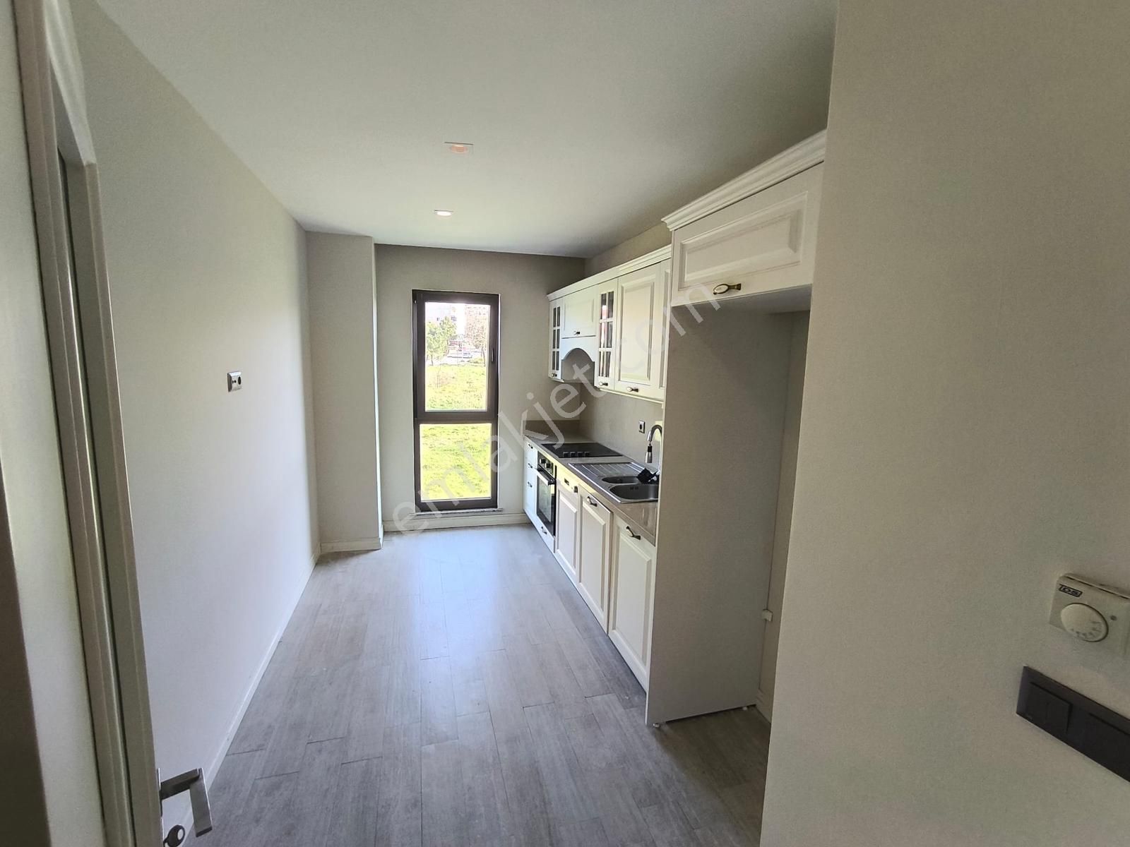 Büyükçekmece Pınartepe Mah 121m2 2+1 Kiralık Boş Daire - Görsel 8