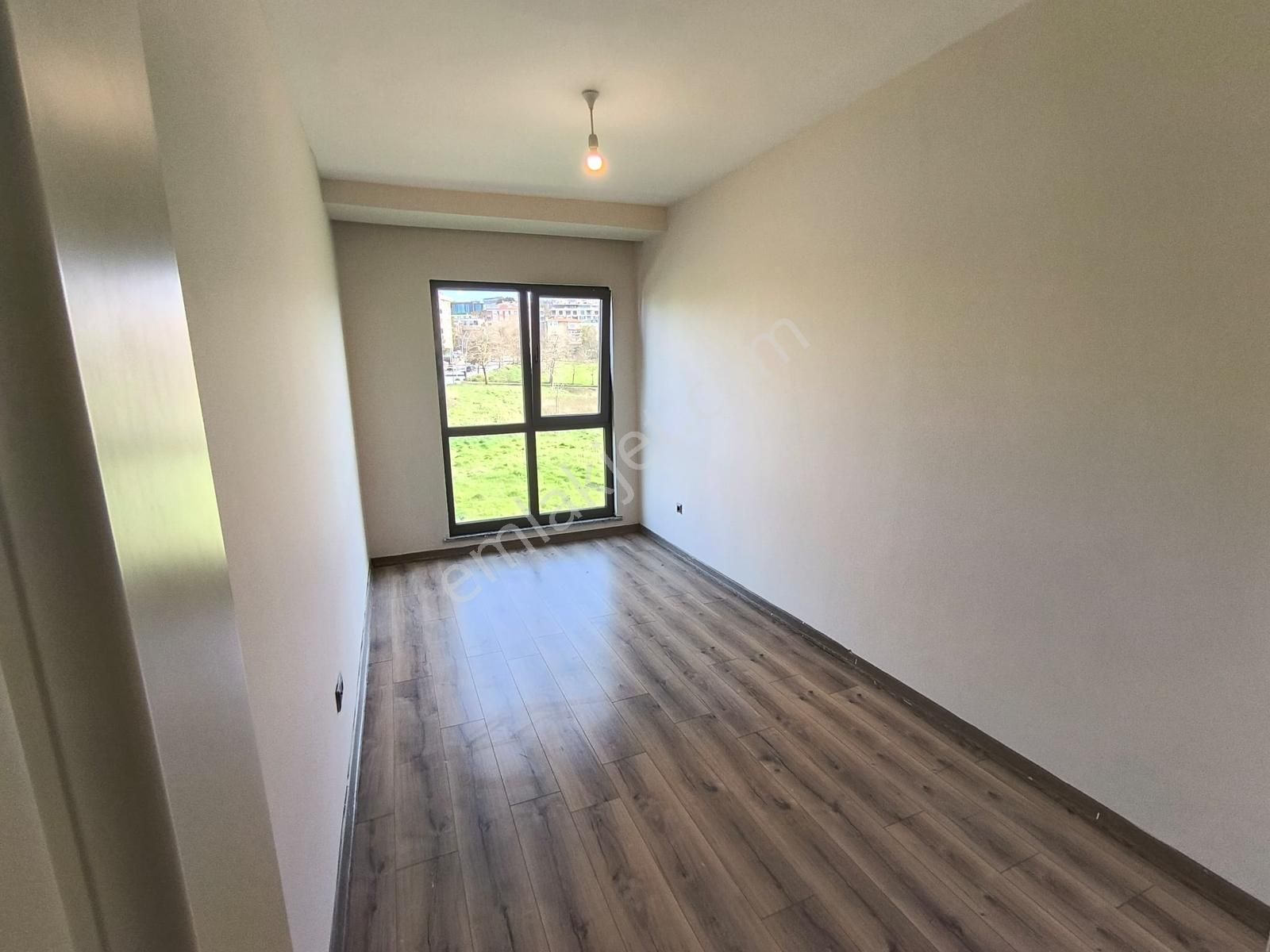 Büyükçekmece Pınartepe Mah 121m2 2+1 Kiralık Boş Daire - Görsel 24