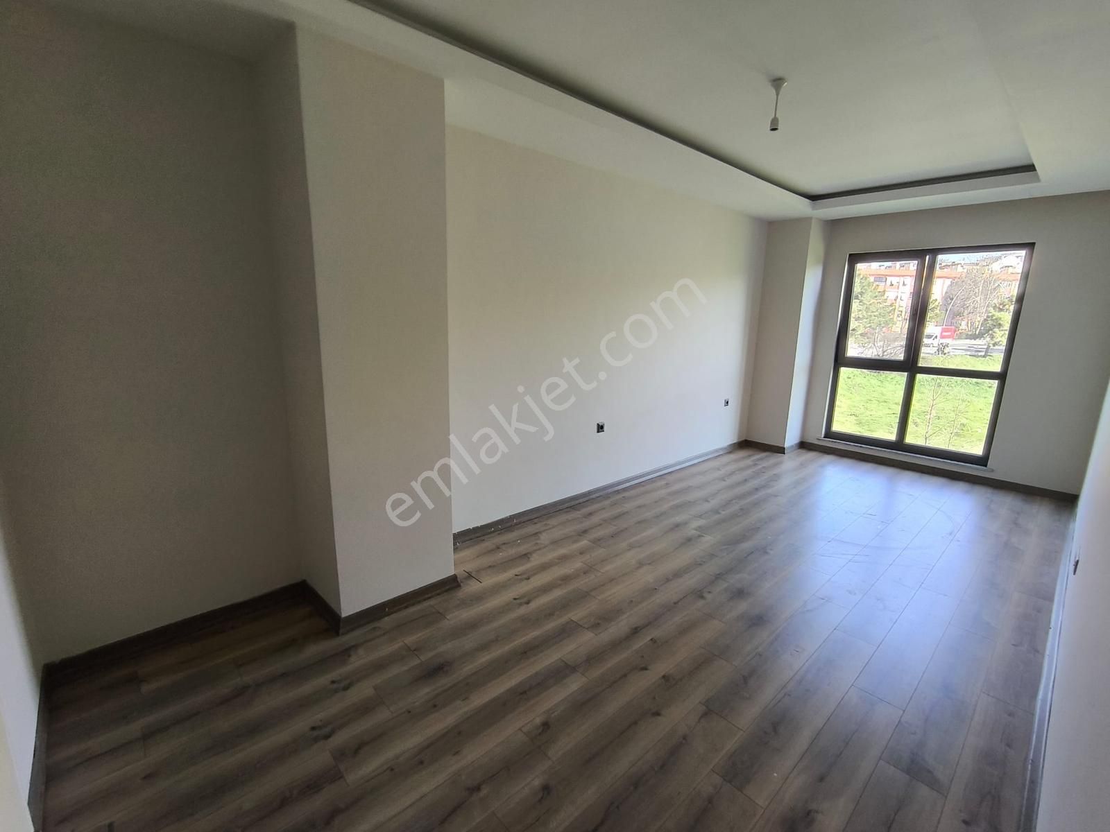 Büyükçekmece Pınartepe Mah 121m2 2+1 Kiralık Boş Daire - Görsel 2