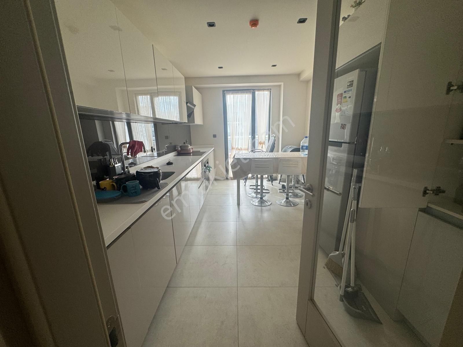 Beylikdüzü Demır Country'de 3+1 Deniz Manzaralı Teraslı Satılık - Görsel 8