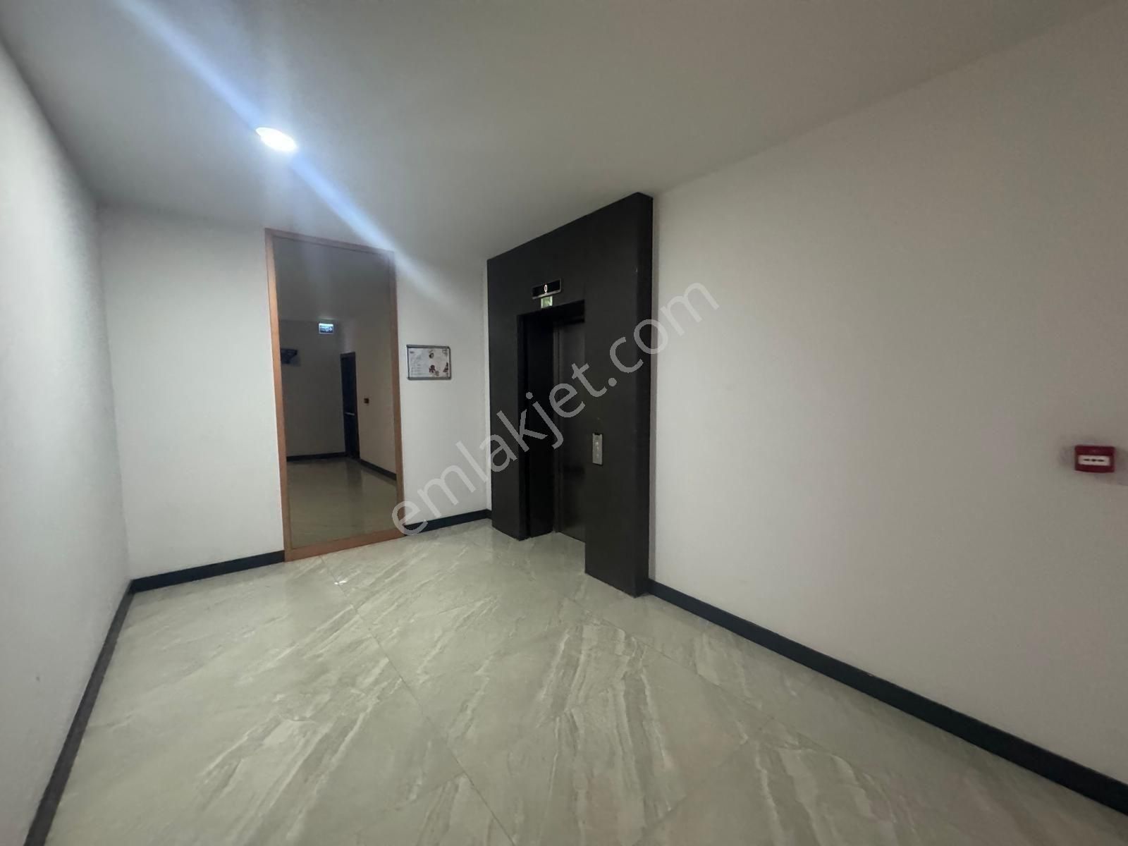 Beylikdüzü Demır Country'de 3+1 Deniz Manzaralı Teraslı Satılık - Görsel 23