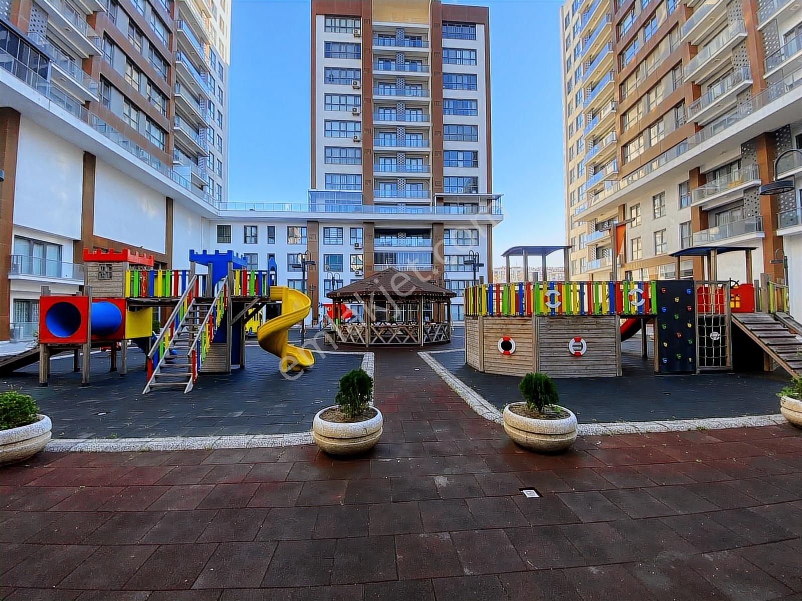 Büyükçekmece Pınartepe Mah 1 Coastal City'de 2+1 Satılık Daire - Görsel 4