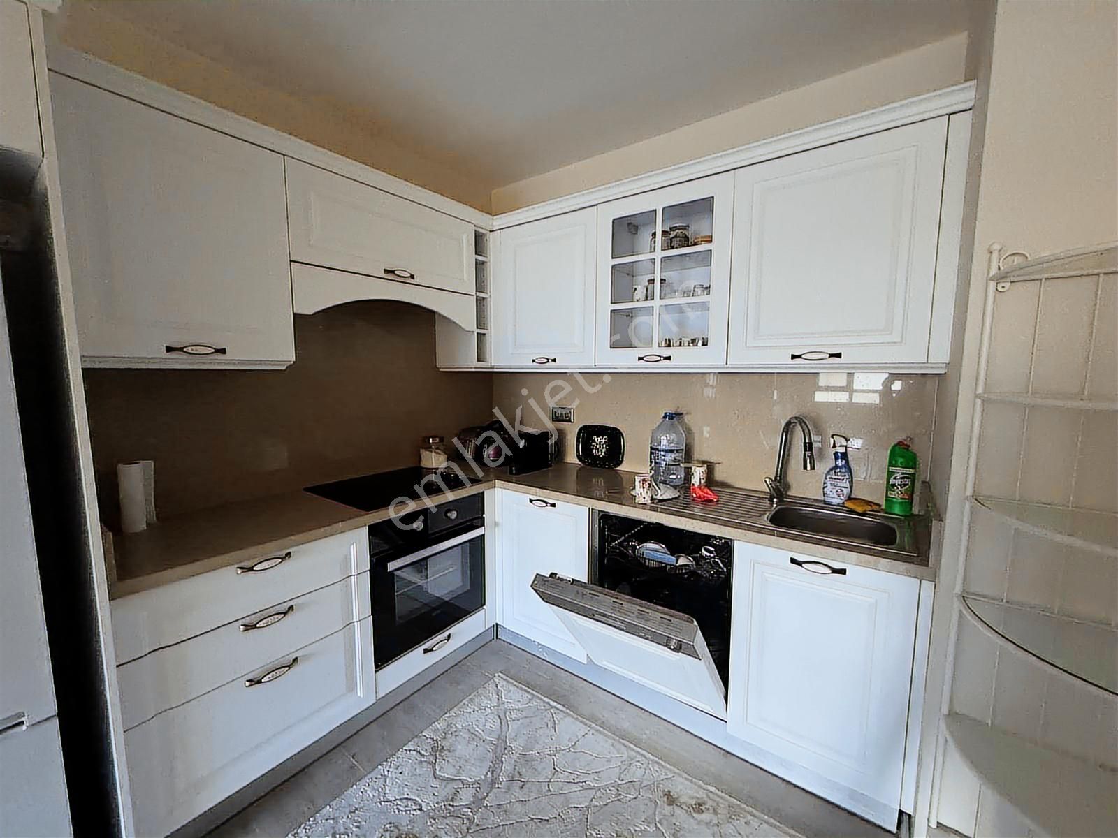 Büyükçekmece Pınartepe Mah 1coastal Cıty Eşyalı 1+1kiralık Daire - Görsel 3