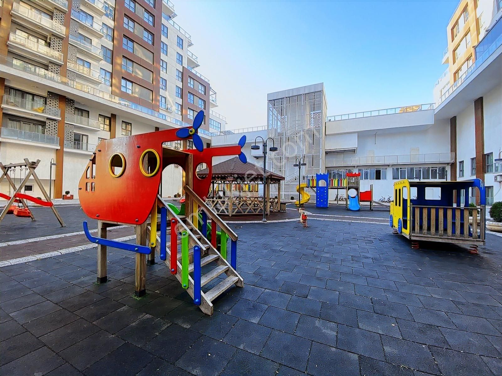 Büyükçekmece Pınartepe Mah 1coastal Cıty Eşyalı 1+1kiralık Daire - Görsel 19