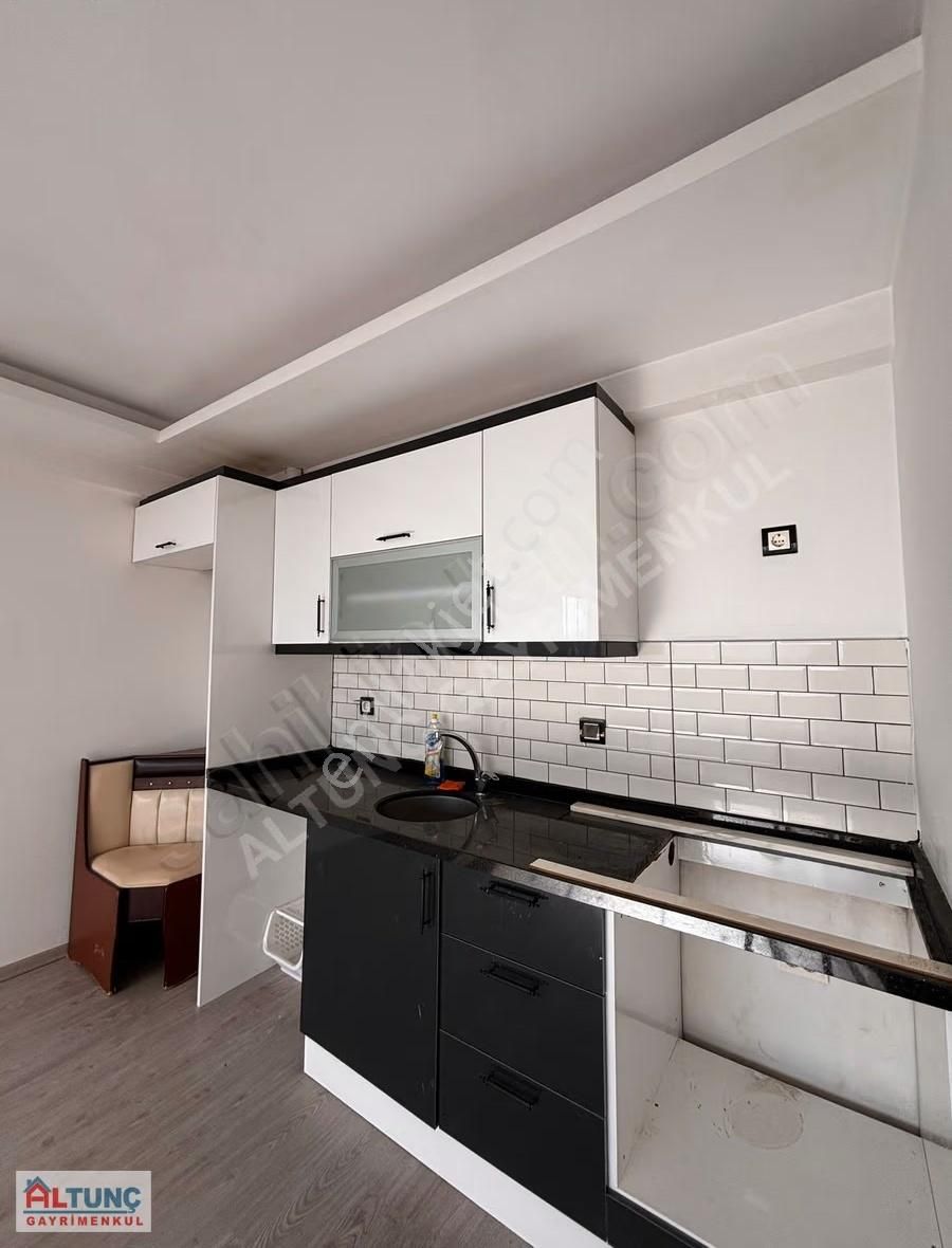 Altunç'dan Valiliğe Yakın 2+1 Kiralık Daire