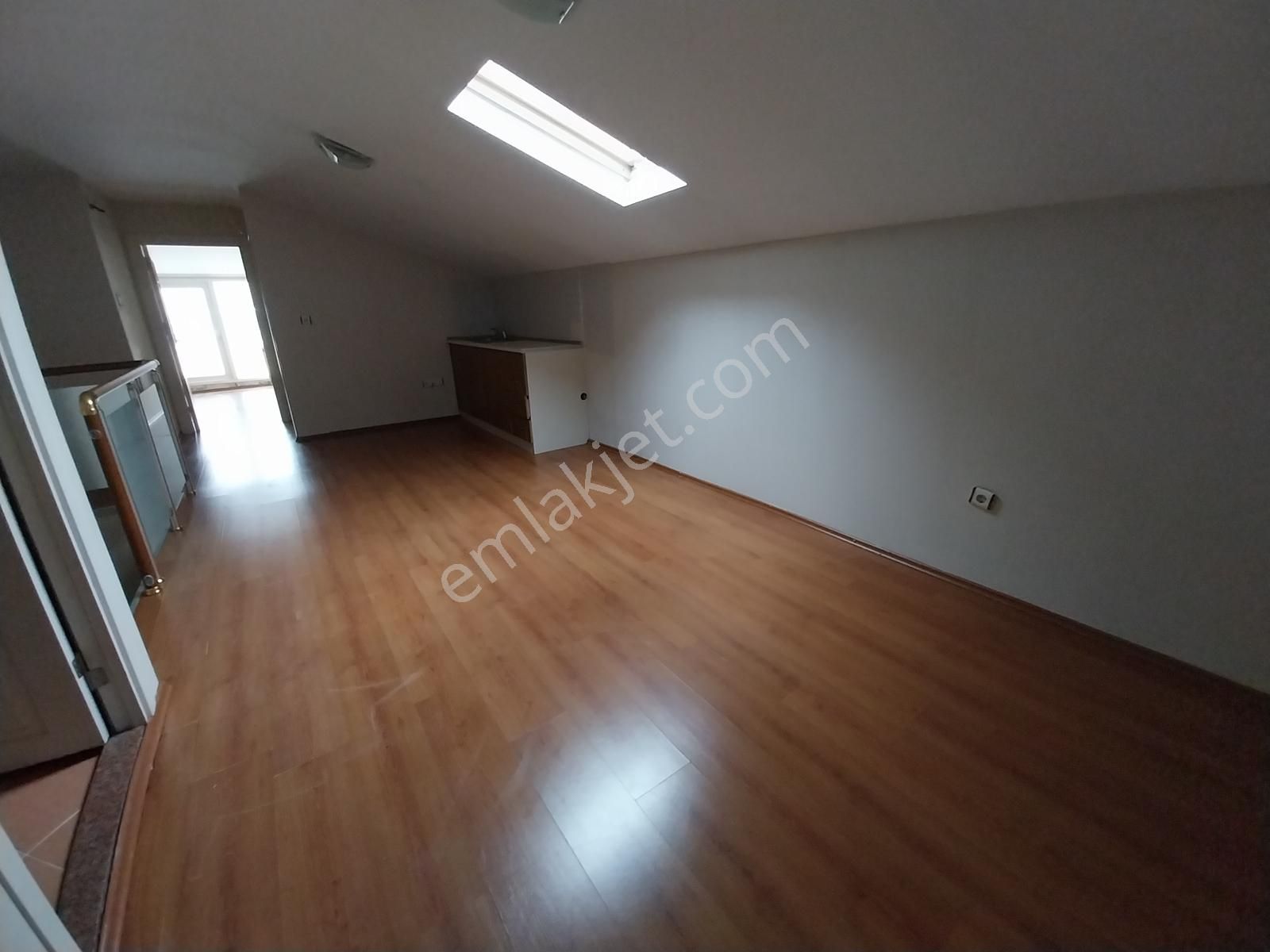 Elalmış Caddesine Üçüncü Binada Site Özellikli Teraslı Fırsat - Görsel 28